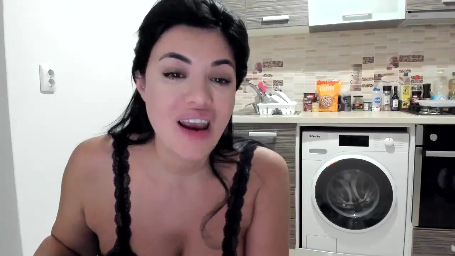 Gallery image thumbnail from Aeena's myfreecams stream on, 11/14/2024, 22:48 image 11 of 20