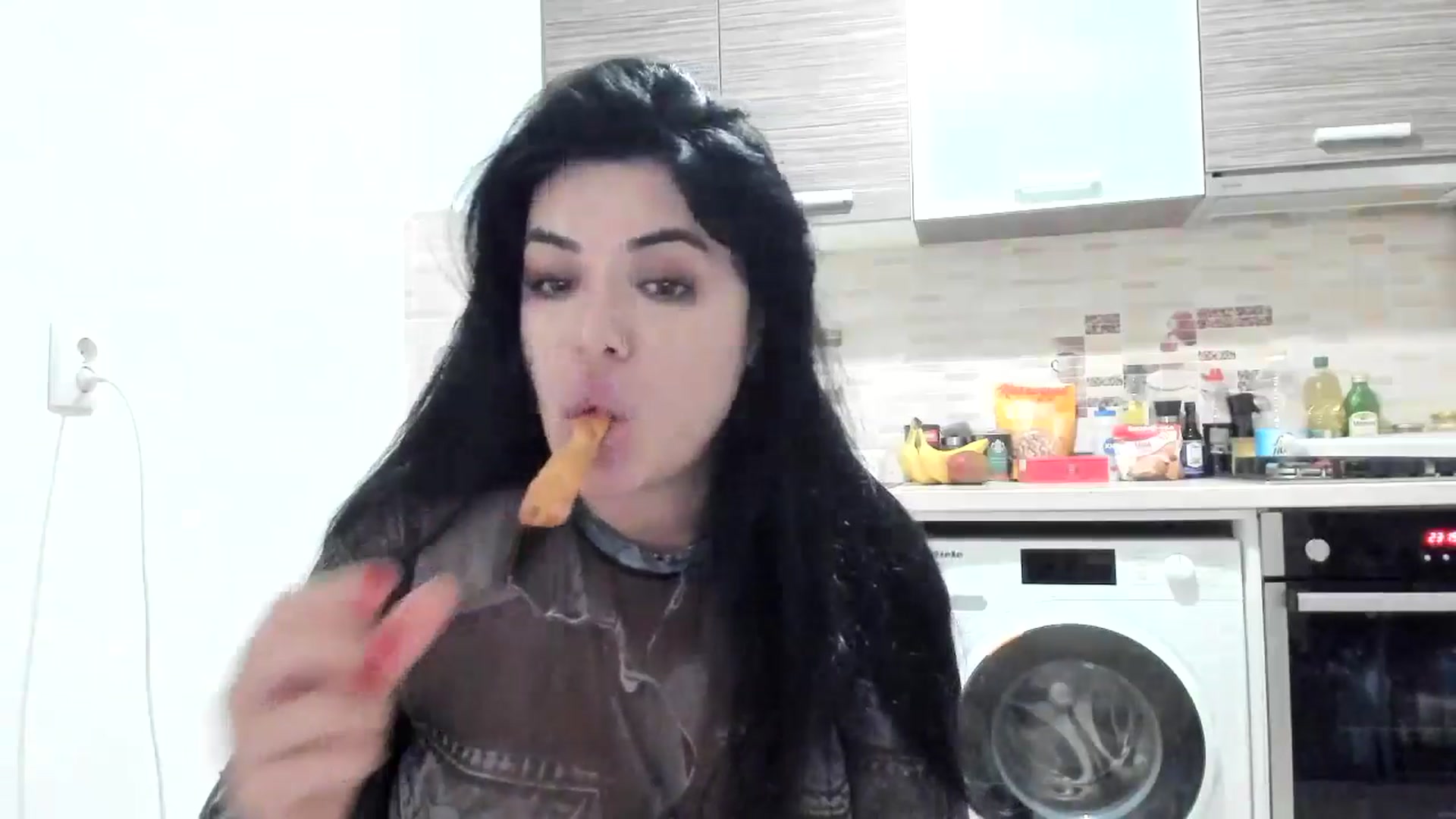 Gallery image thumbnail from Aeena's myfreecams stream on, 12/02/2024, 21:41 image 9 of 20