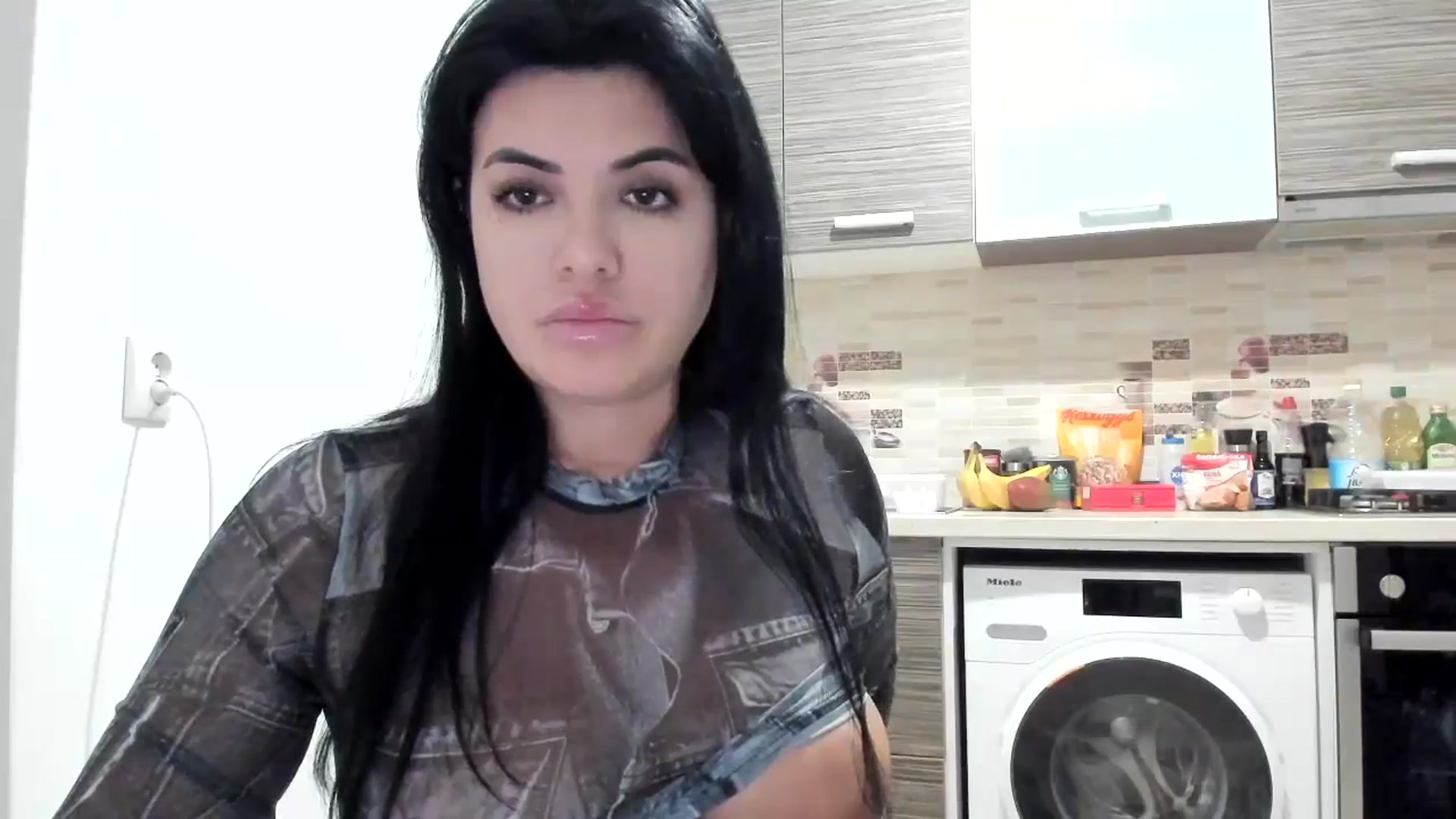 Gallery image thumbnail from Aeena's myfreecams stream on, 12/02/2024, 22:27 image 4 of 20
