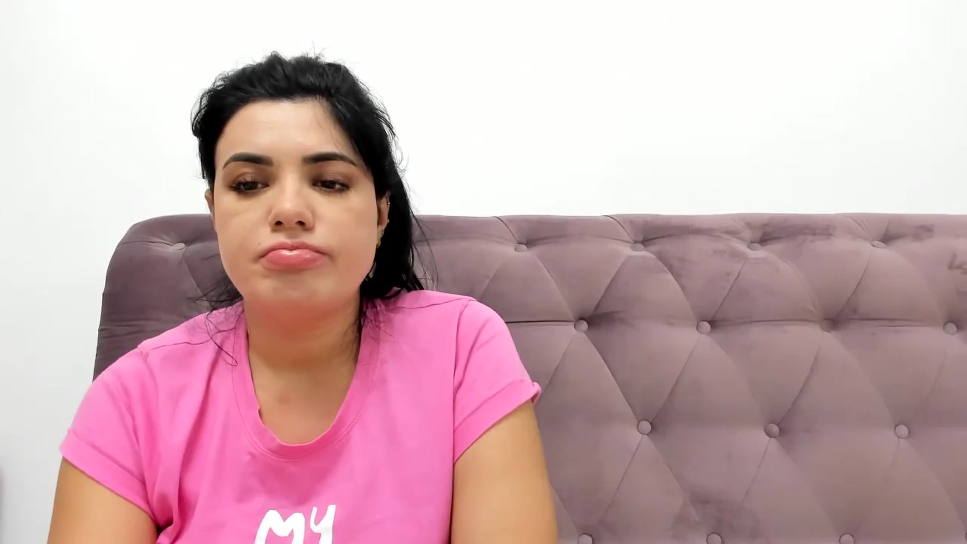 Gallery image thumbnail from Aeena's myfreecams stream on, 12/03/2024, 23:08 image 1 of 20