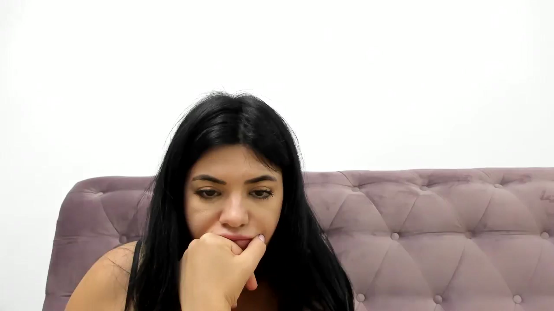 Gallery image thumbnail from Aeena's myfreecams stream on, 12/09/2024, 23:05 image 20 of 20