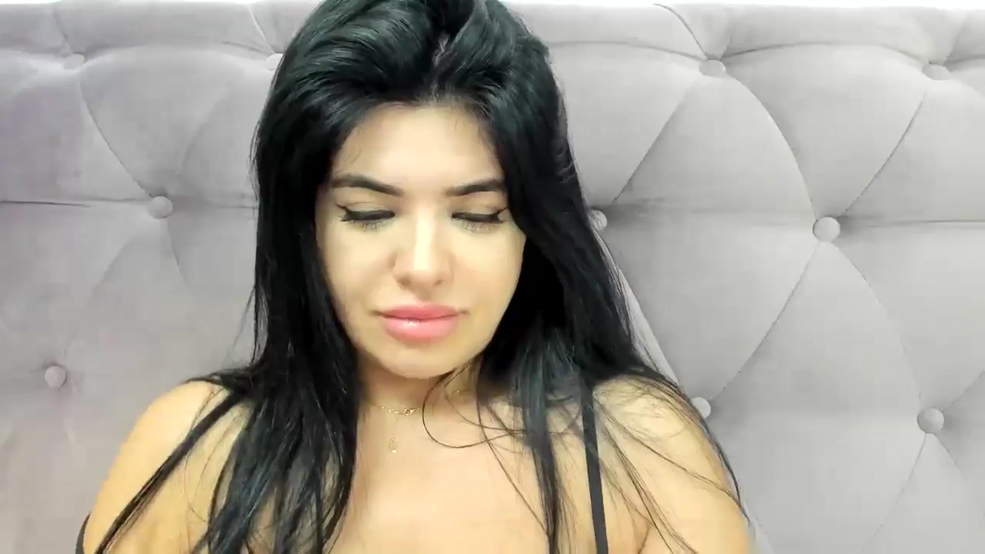 Gallery image thumbnail from Aeena's myfreecams stream on, 01/06/2025, 23:06 image 12 of 20