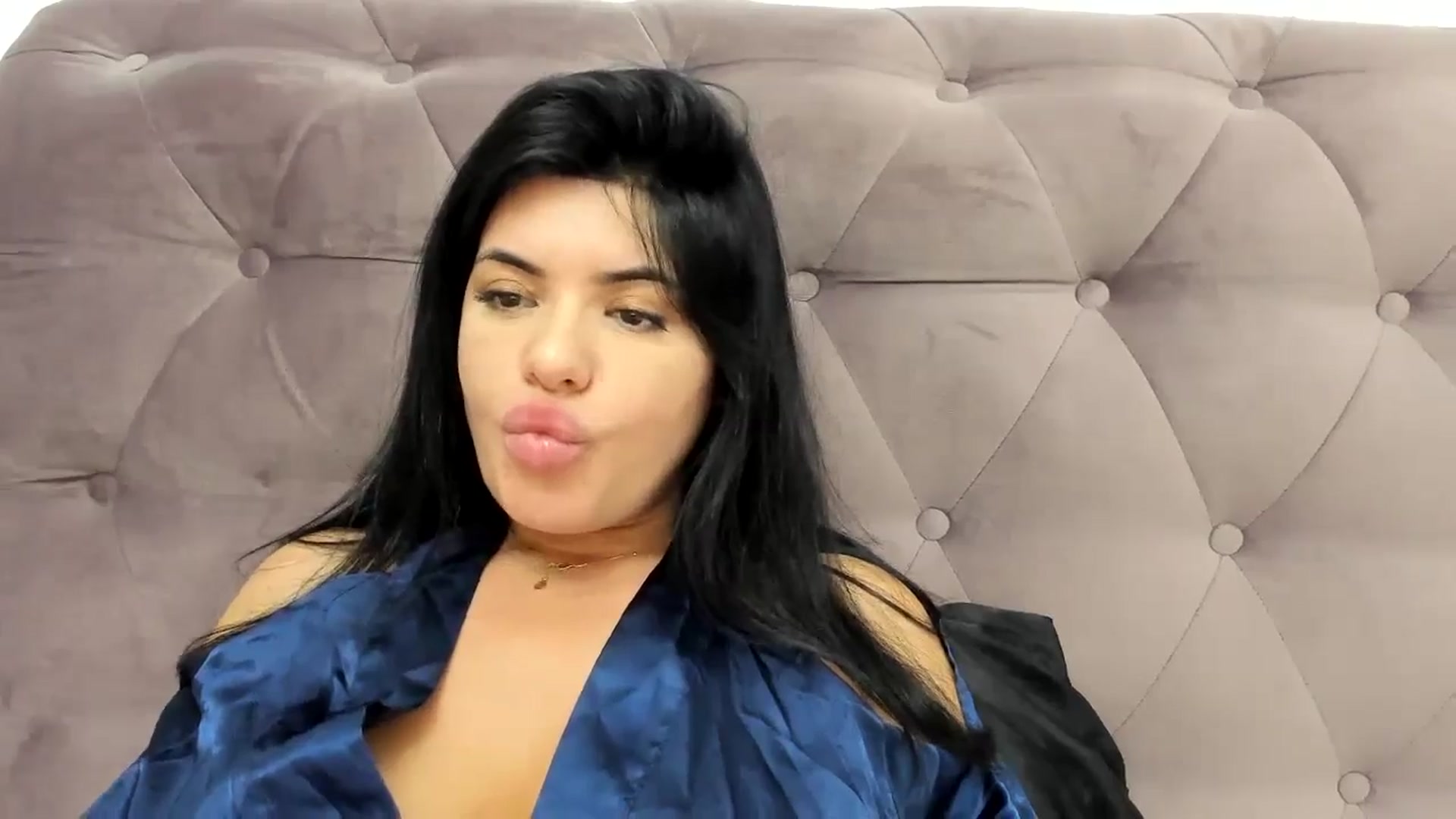 Gallery image thumbnail from Aeena's myfreecams stream on, 01/30/2025, 22:00 image 20 of 20