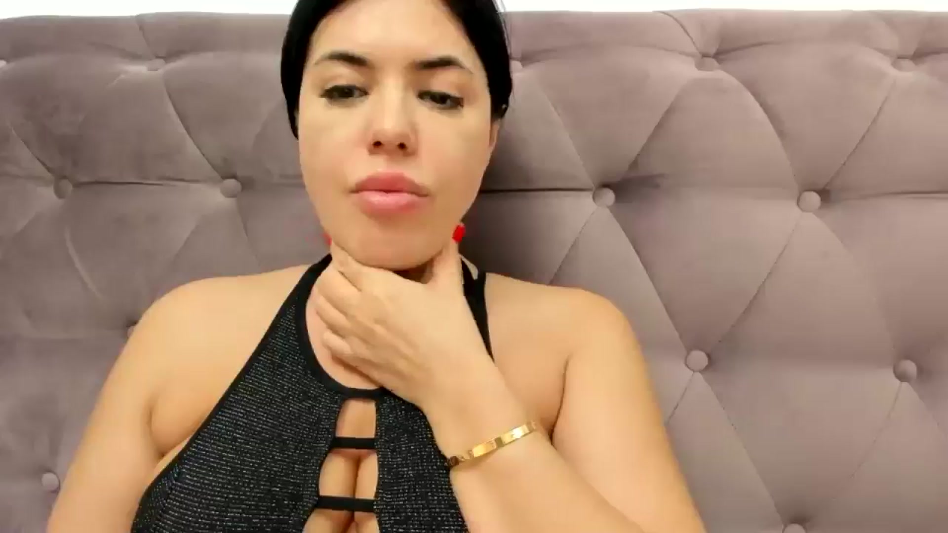 Gallery image thumbnail from Aeena's myfreecams stream on, 02/20/2025, 23:06 image 13 of 20