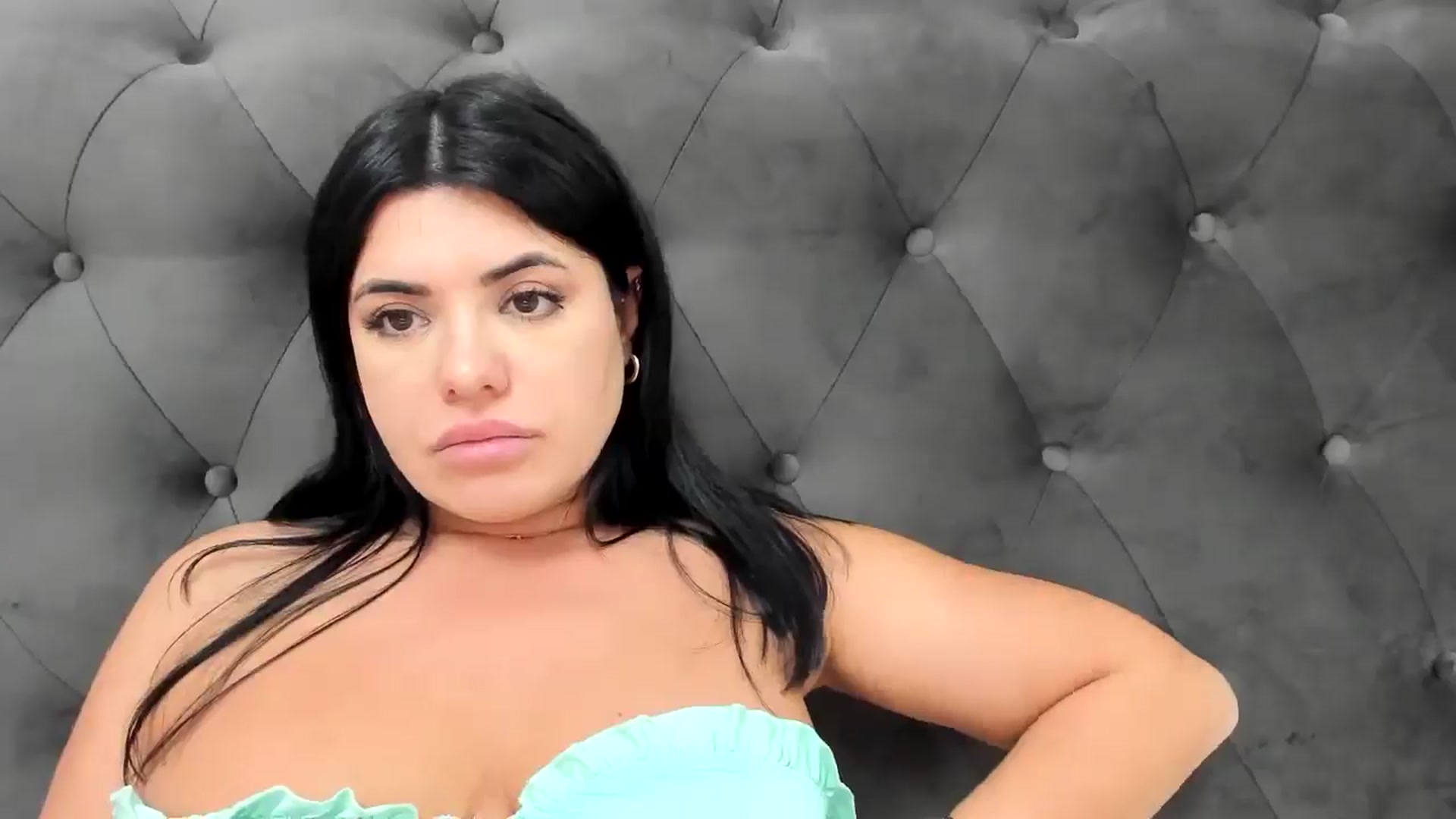 Gallery image thumbnail from Aeena's myfreecams stream on, 04/04/2025, 21:53 image 16 of 20