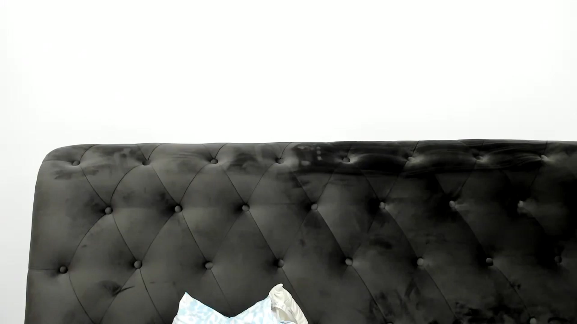 Gallery image thumbnail from Aeena's myfreecams stream on, 05/17/2025, 22:05 image 6 of 20