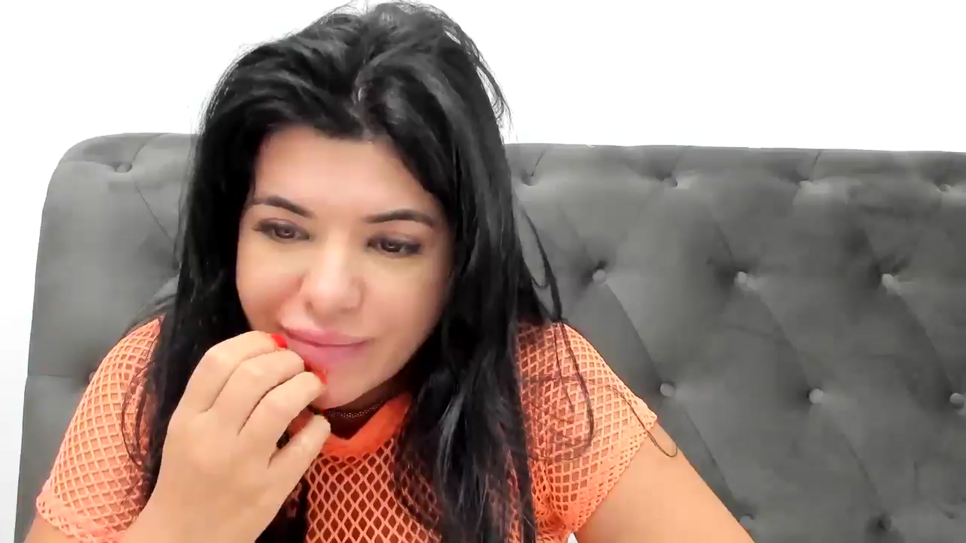 Gallery image thumbnail from Aeena's myfreecams stream on, 05/29/2025, 22:06 image 11 of 20
