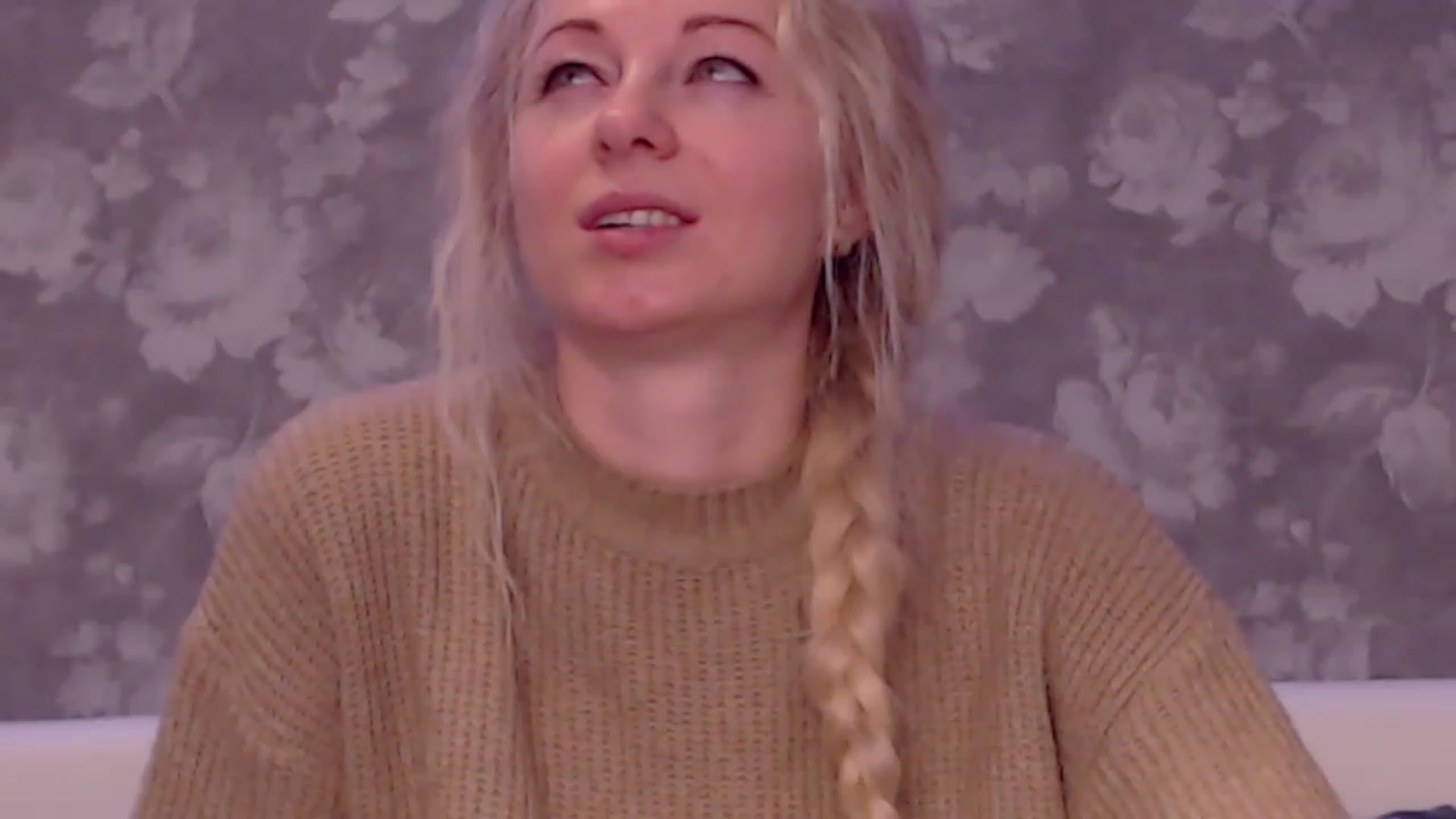Gallery image thumbnail from Aelarie's myfreecams stream on, 11/27/2022, 10:23 image 18 of 20