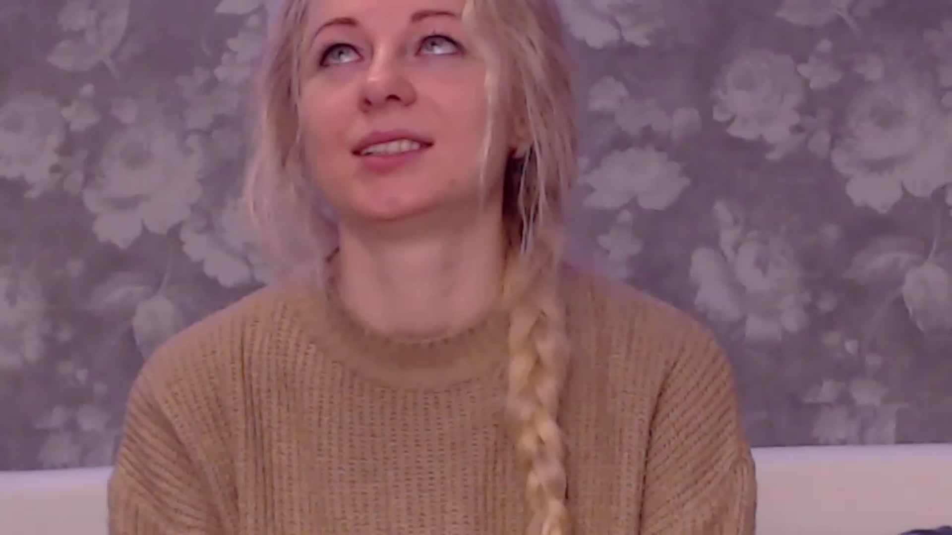 Gallery image thumbnail from Aelarie's myfreecams stream on, 11/27/2022, 10:23 image 4 of 20
