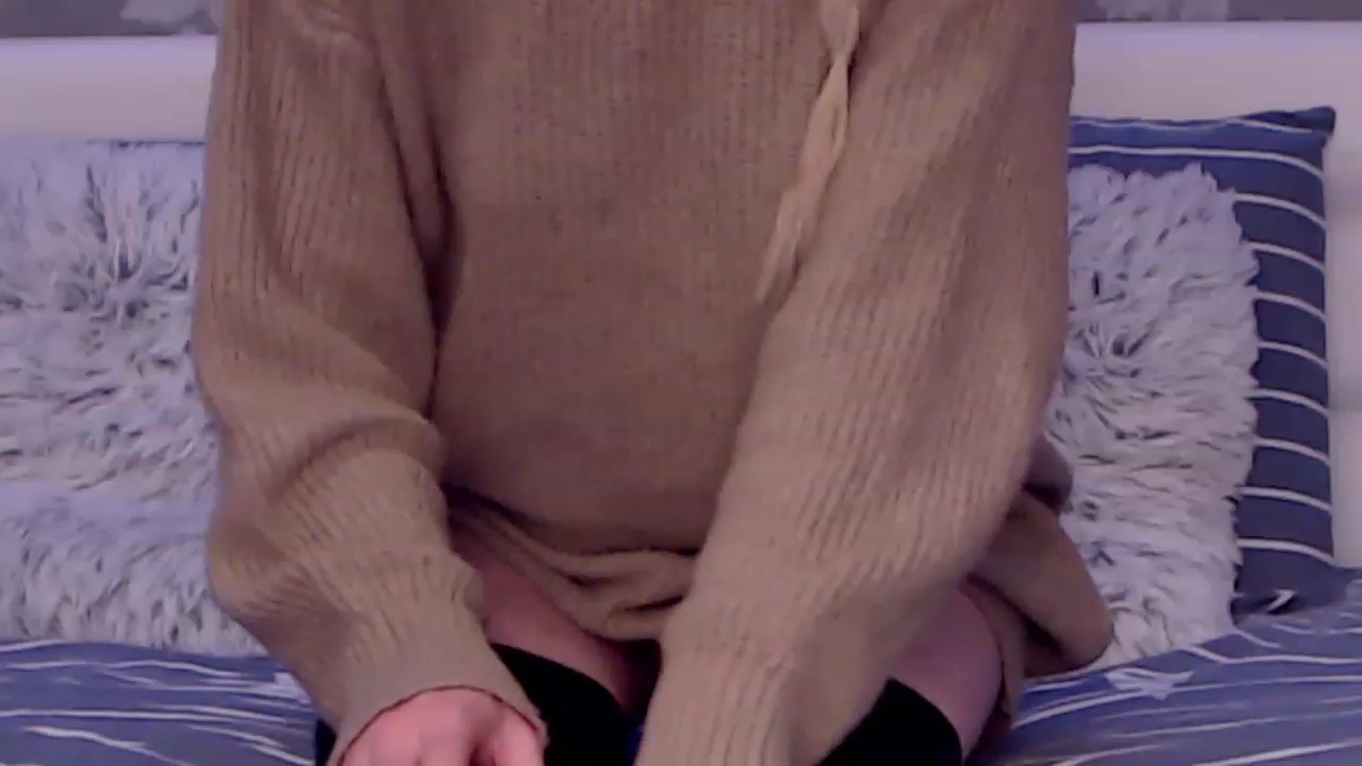 Gallery image thumbnail from Aelarie's myfreecams stream on, 11/27/2022, 15:12 image 8 of 20