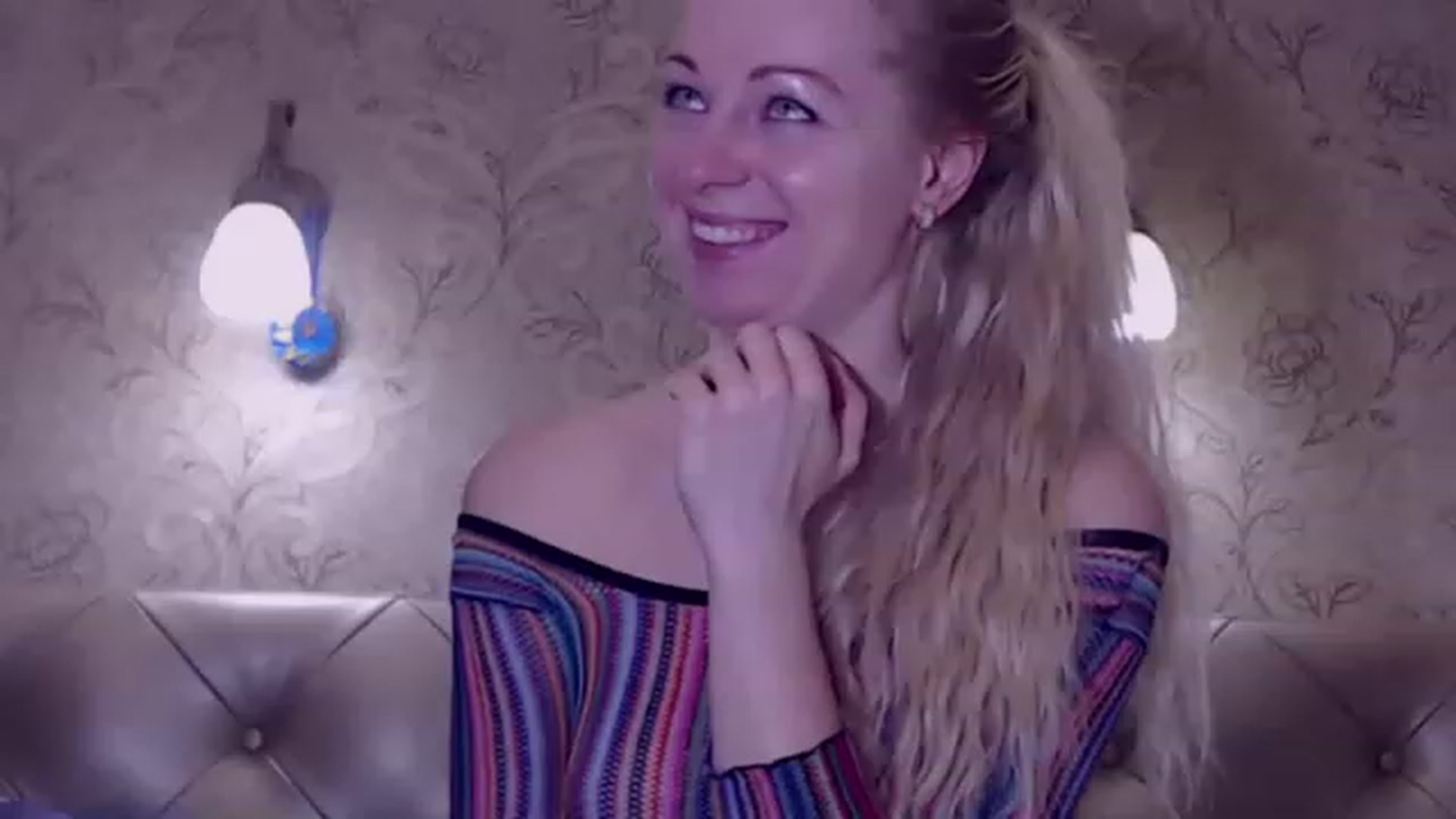 Gallery image thumbnail from Aelarie's myfreecams stream on, 11/29/2022, 14:32 image 9 of 20