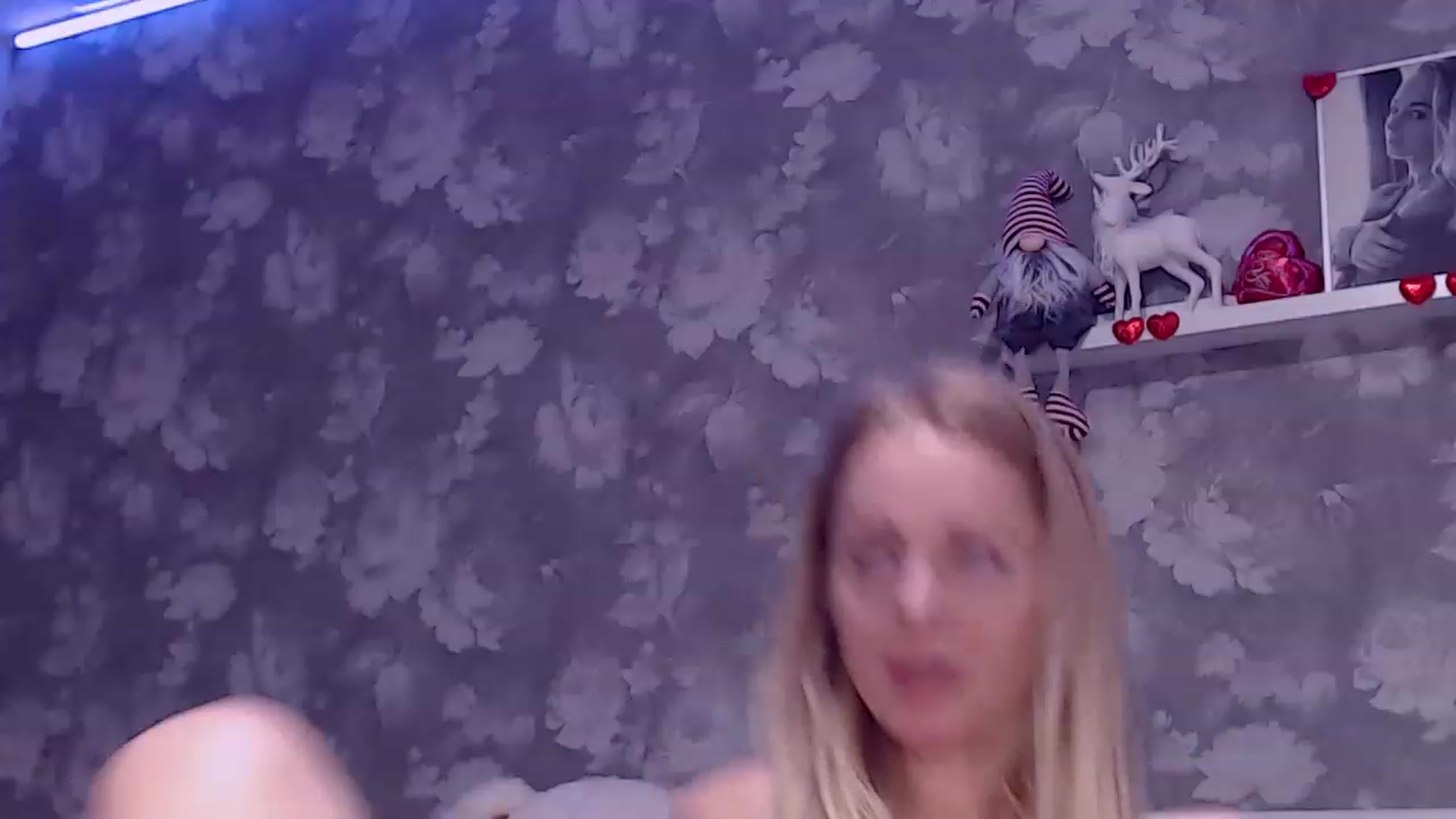 Gallery image thumbnail from Aelarie's myfreecams stream on, 02/19/2023, 12:31 image 19 of 20