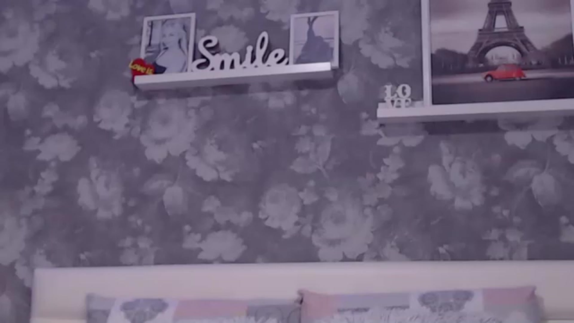 Gallery image thumbnail from Aelarie's myfreecams stream on, 05/06/2023, 13:44 image 11 of 20