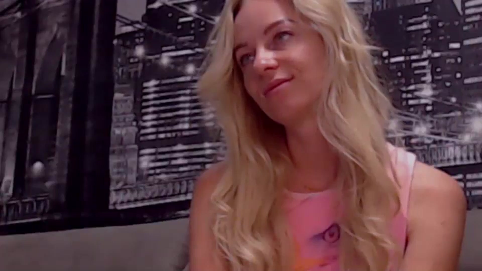 Gallery image thumbnail from Aelarie's myfreecams stream on, 09/04/2024, 12:12 image 18 of 20
