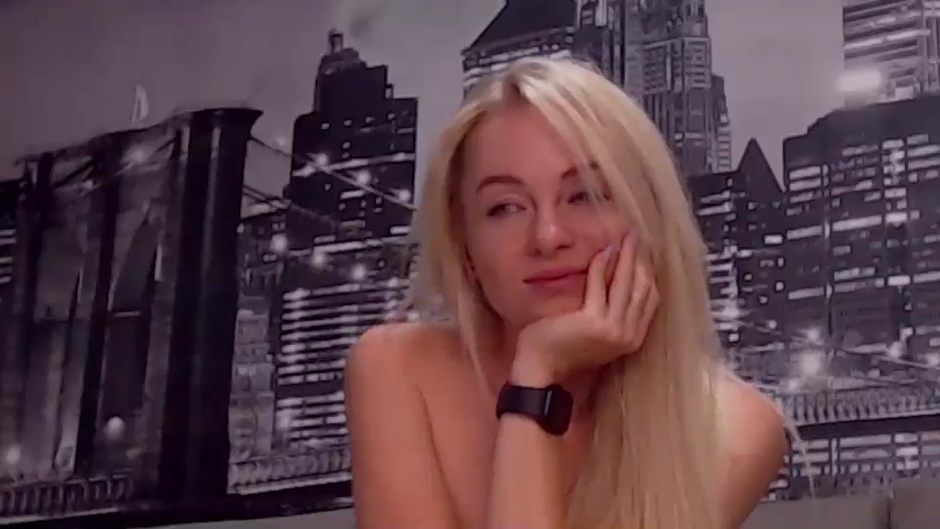 Gallery image thumbnail from Aelarie's myfreecams stream on, 09/07/2024, 12:34 image 11 of 20