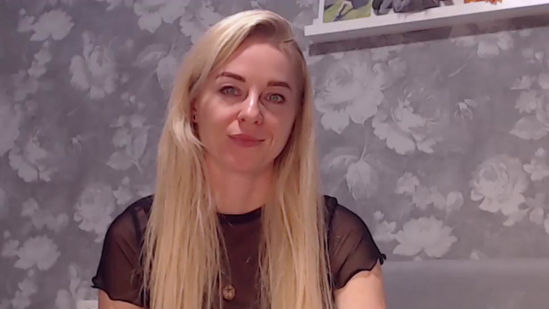 Gallery image thumbnail from Aelarie's myfreecams stream on, 10/27/2024, 15:39 image 11 of 20