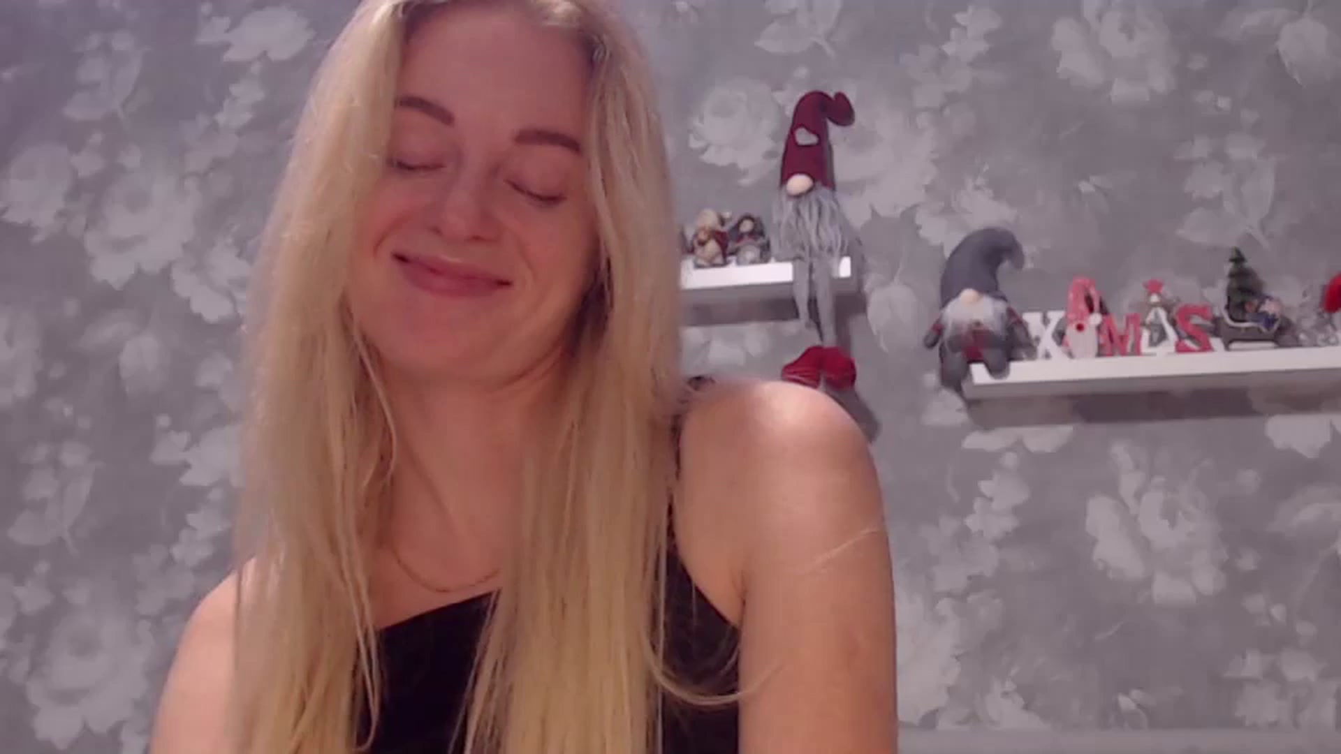 Gallery image thumbnail from Aelarie's myfreecams stream on, 12/01/2024, 14:28 image 5 of 20
