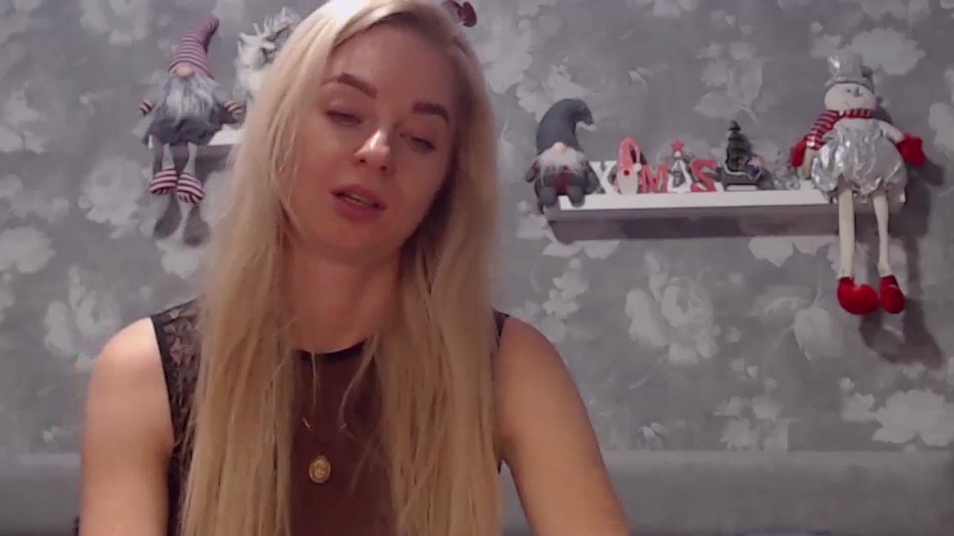 Gallery image thumbnail from Aelarie's myfreecams stream on, 12/18/2024, 13:13 image 8 of 20