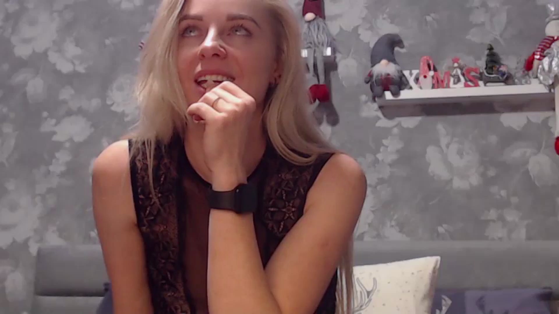 Gallery image thumbnail from Aelarie's myfreecams stream on, 12/18/2024, 15:48 image 13 of 20