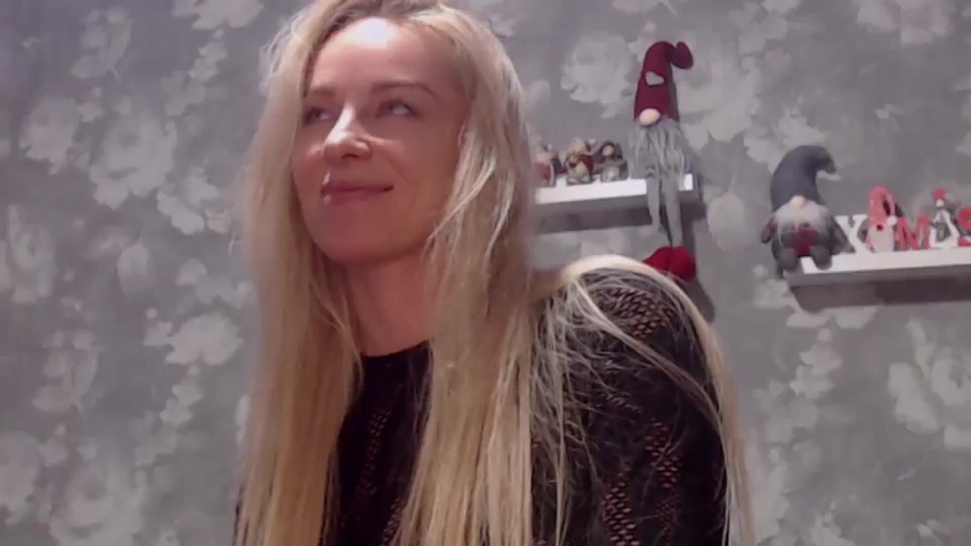 Gallery image thumbnail from Aelarie's myfreecams stream on, 12/24/2024, 15:52 image 9 of 20