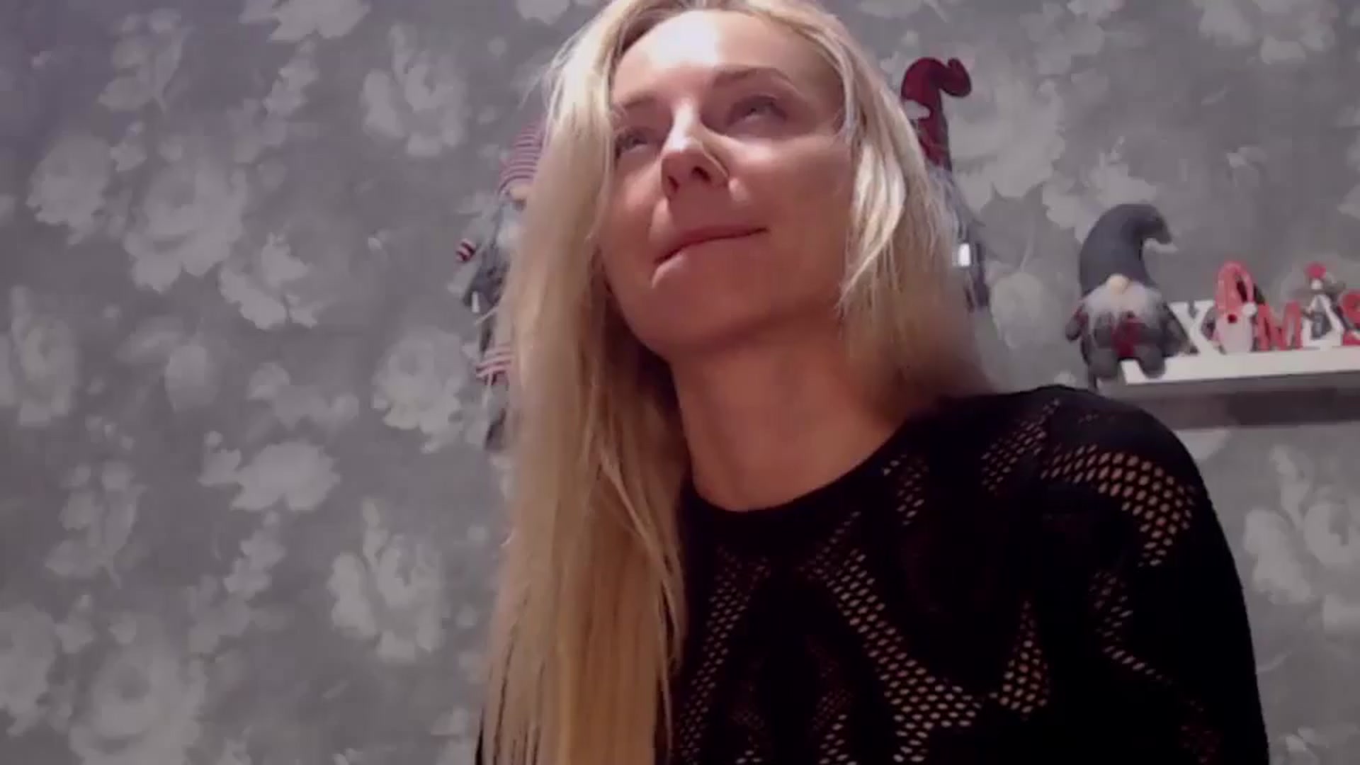 Gallery image thumbnail from Aelarie's myfreecams stream on, 12/24/2024, 15:52 image 12 of 20