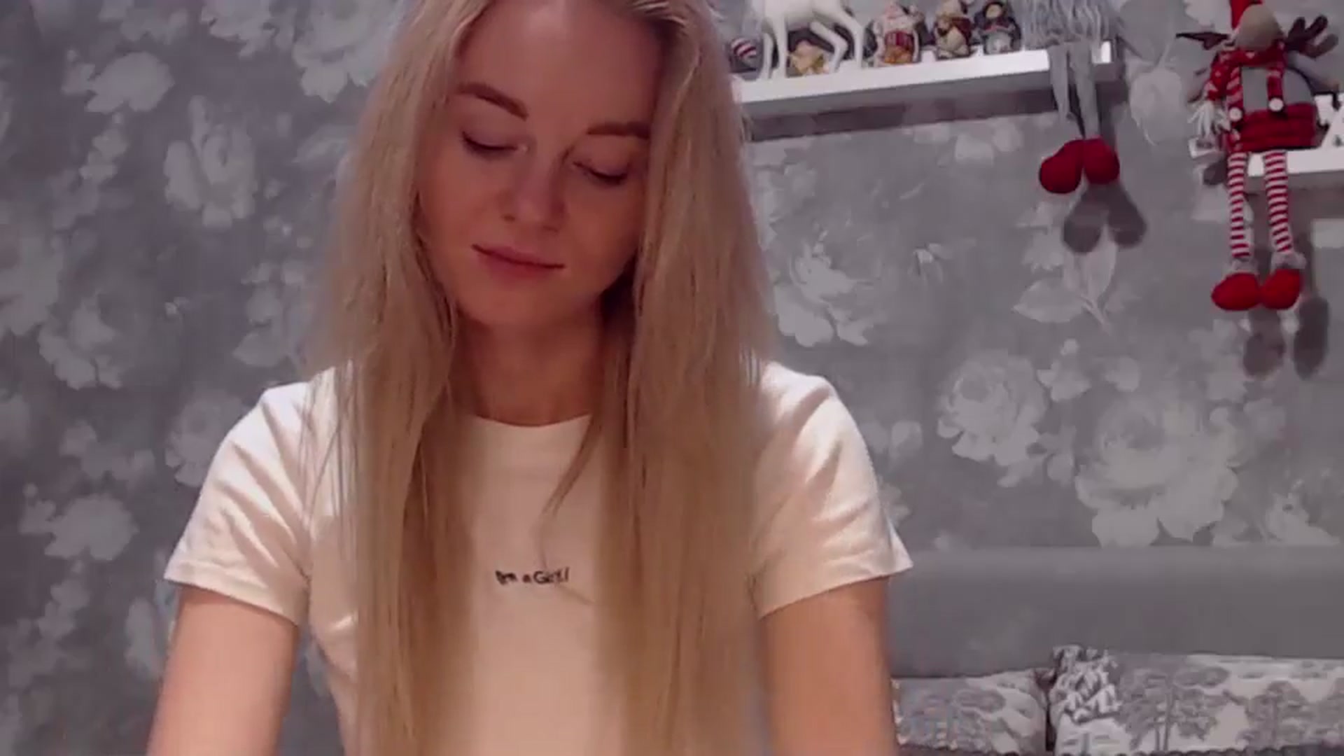 Gallery image thumbnail from Aelarie's myfreecams stream on, 01/18/2025, 16:56 image 20 of 20