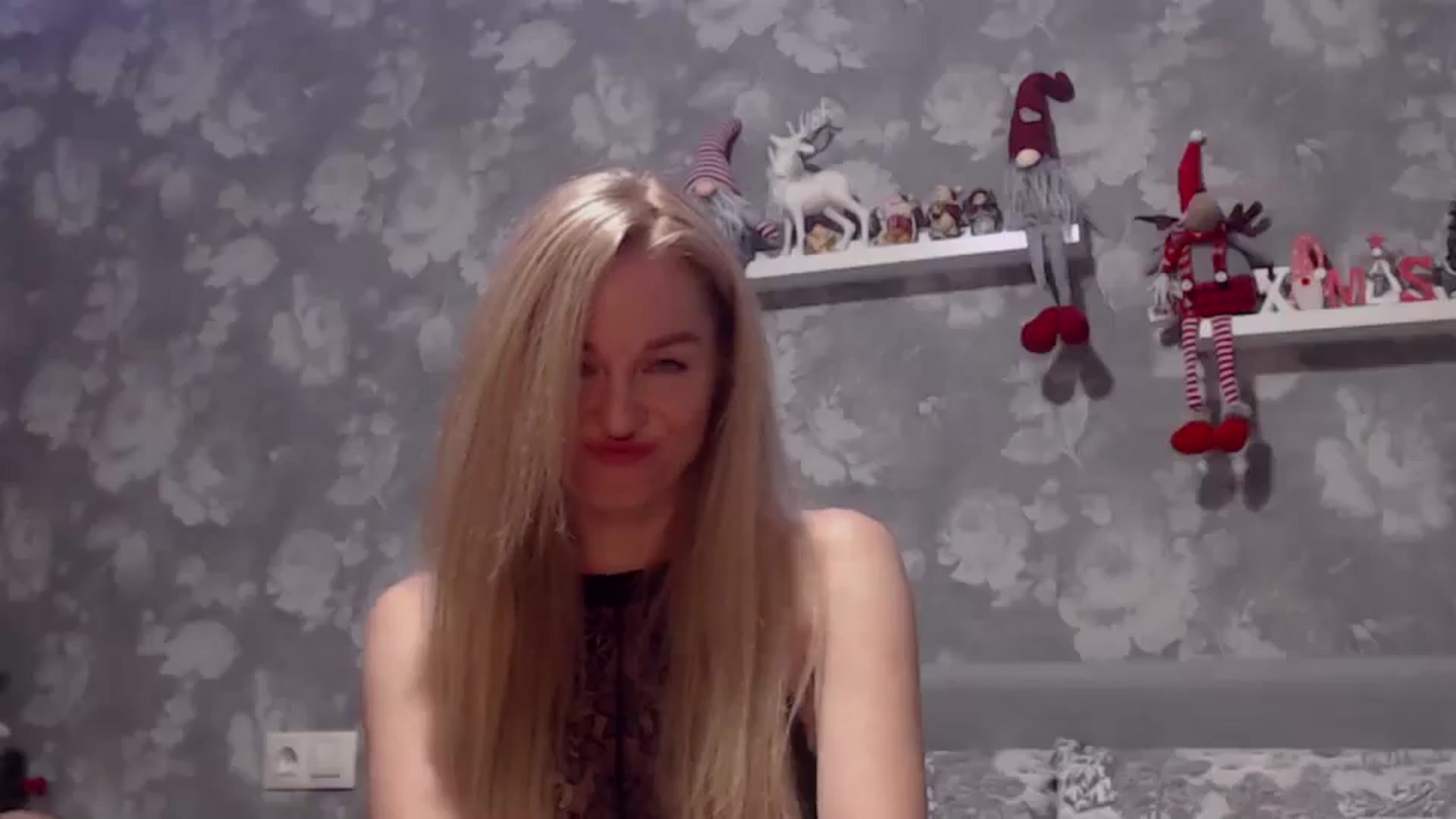 Gallery image thumbnail from Aelarie's myfreecams stream on, 01/24/2025, 15:06 image 15 of 20