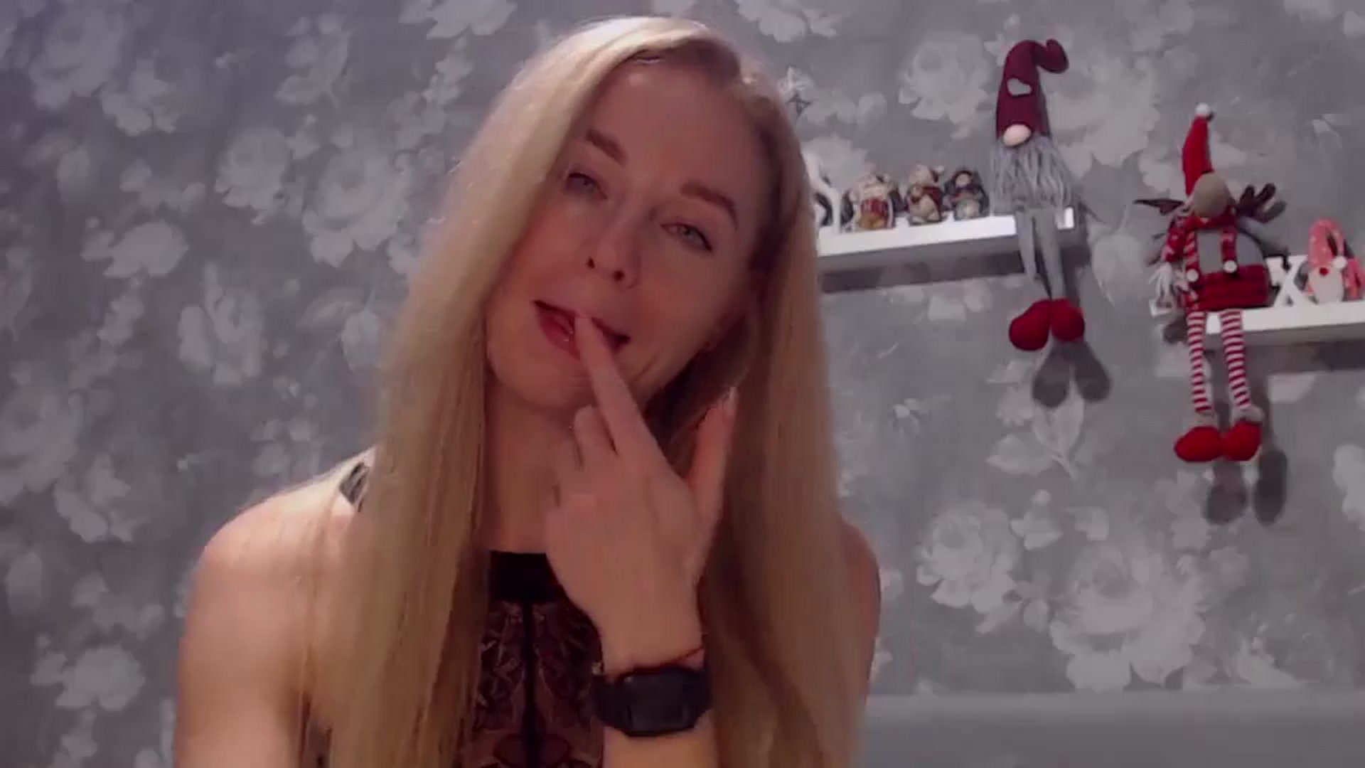 Gallery image thumbnail from Aelarie's myfreecams stream on, 01/24/2025, 15:06 image 19 of 20