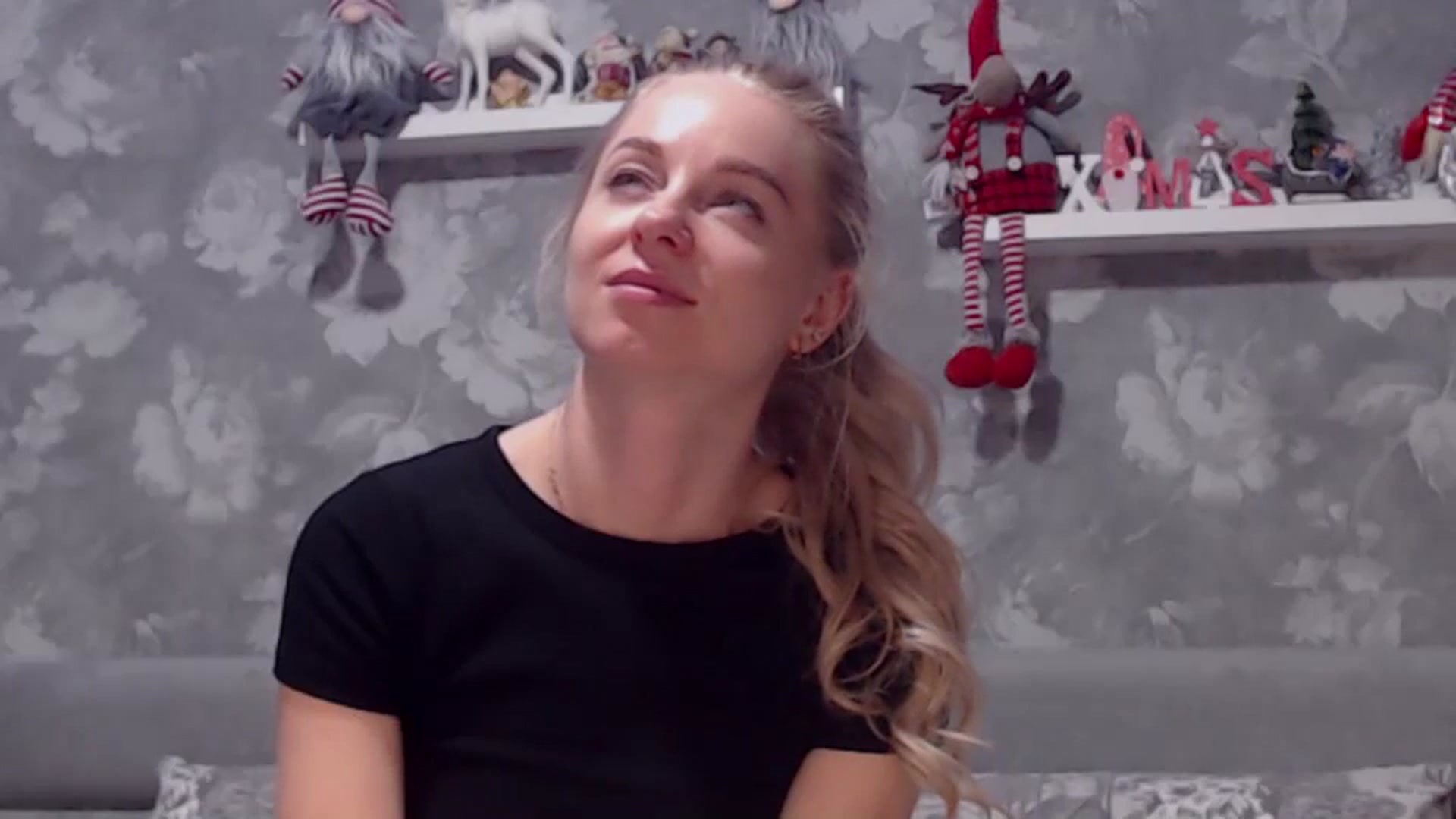 Gallery image thumbnail from Aelarie's myfreecams stream on, 01/27/2025, 12:38 image 17 of 20