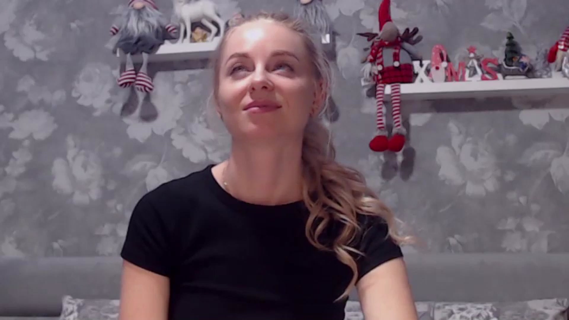 Gallery image thumbnail from Aelarie's myfreecams stream on, 01/27/2025, 12:38 image 16 of 20