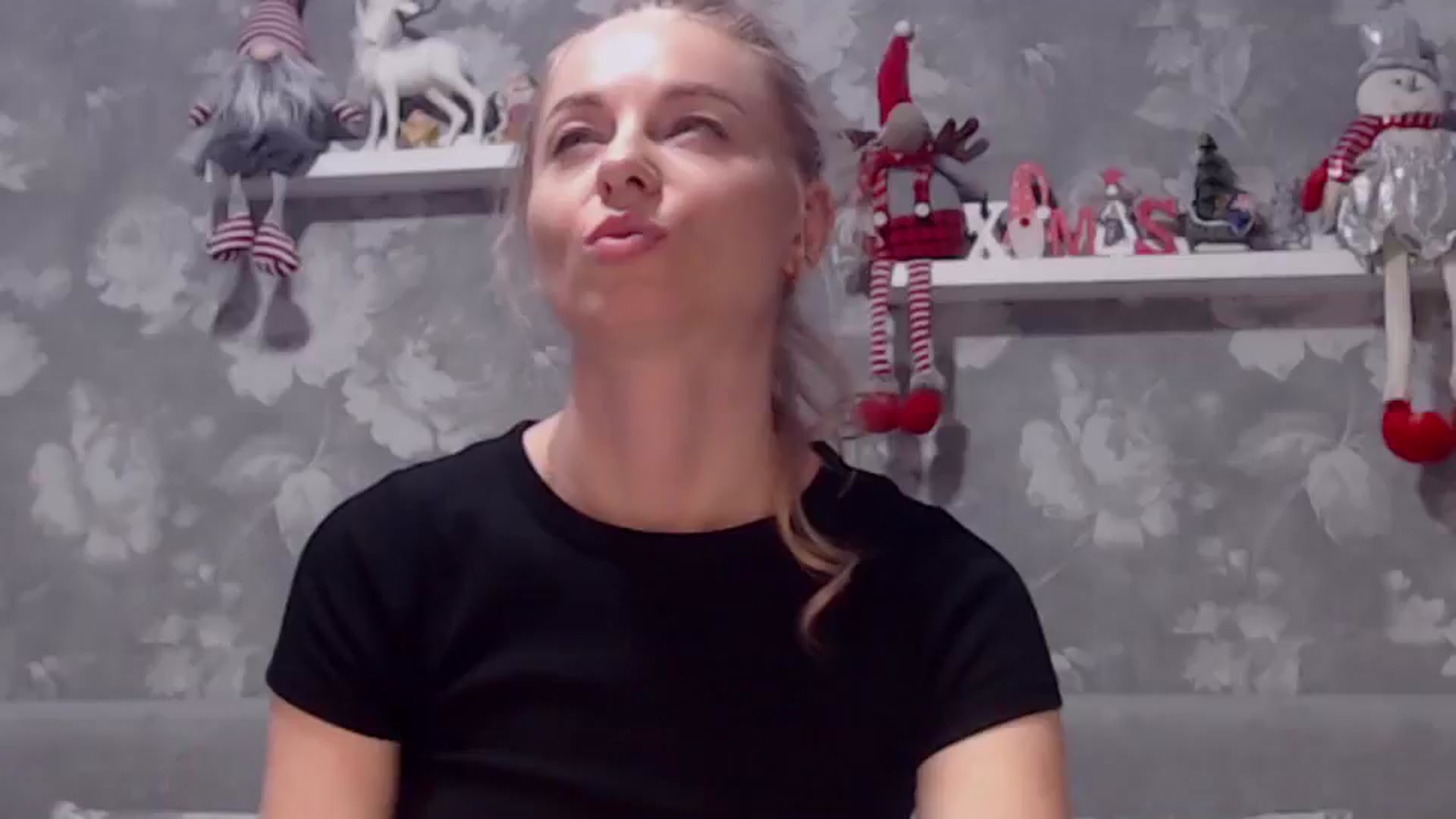Gallery image thumbnail from Aelarie's myfreecams stream on, 01/27/2025, 12:38 image 9 of 20