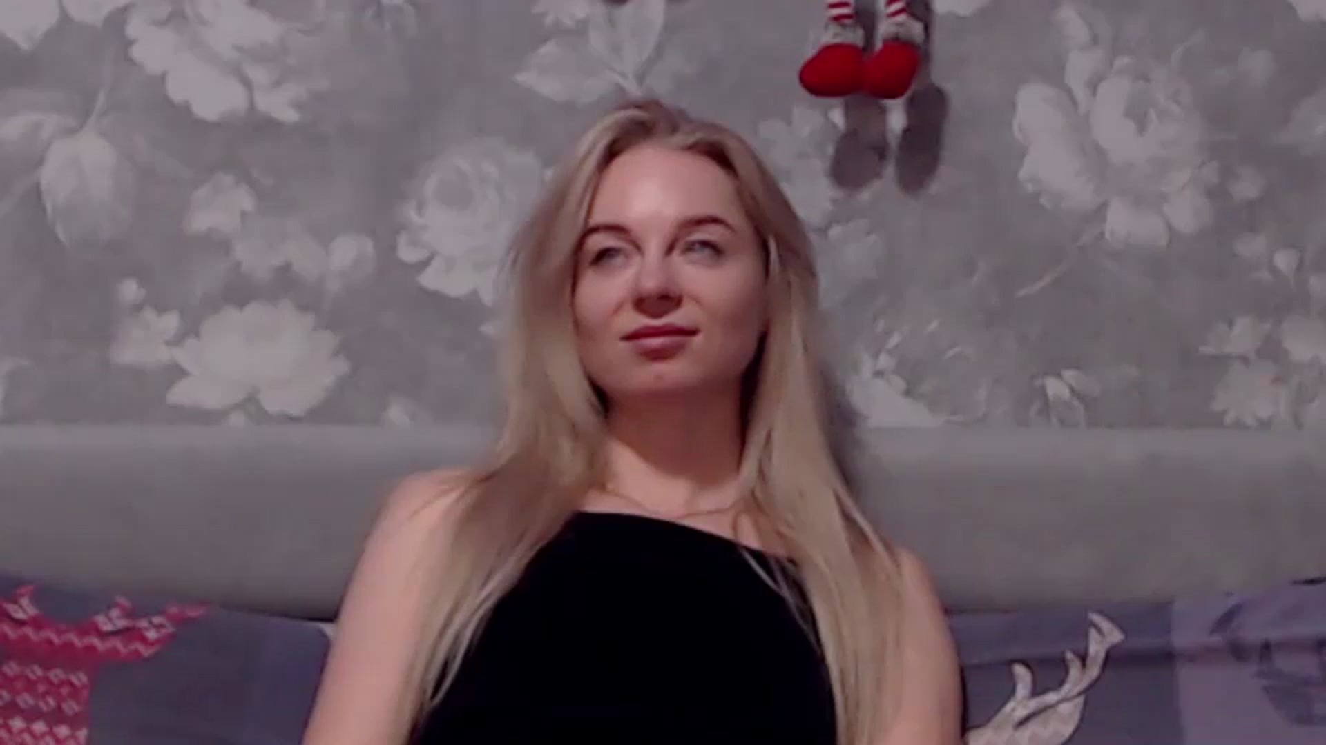 Gallery image thumbnail from Aelarie's myfreecams stream on, 01/30/2025, 13:35 image 18 of 20