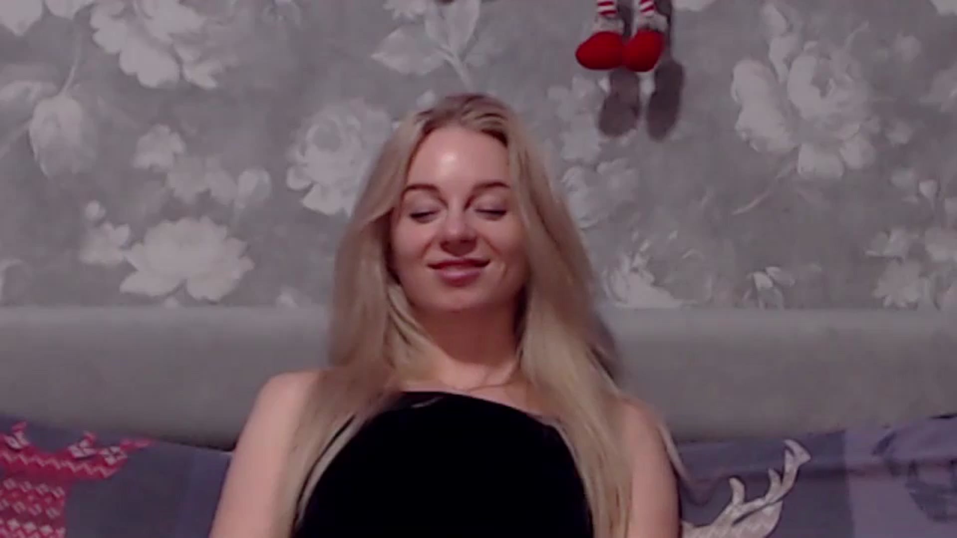 Gallery image thumbnail from Aelarie's myfreecams stream on, 01/30/2025, 13:35 image 20 of 20