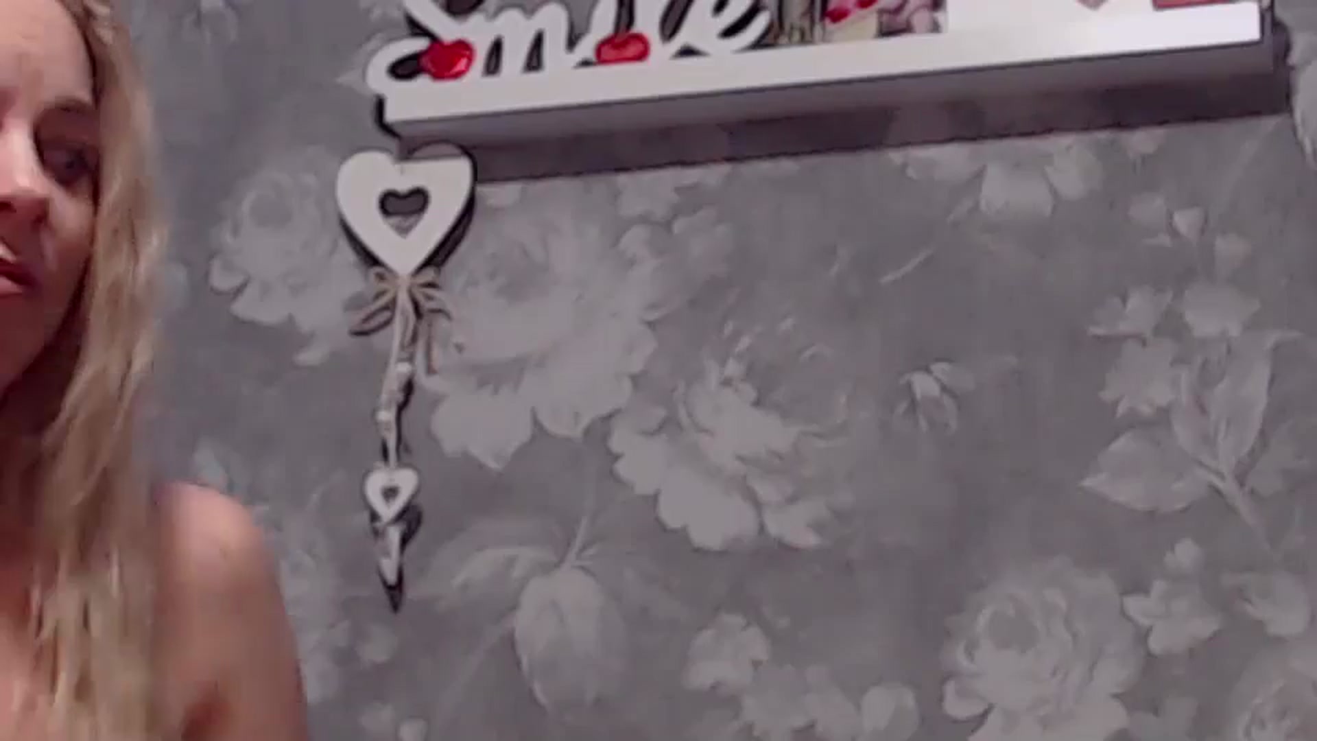 Gallery image thumbnail from Aelarie's myfreecams stream on, 02/01/2025, 12:23 image 18 of 20
