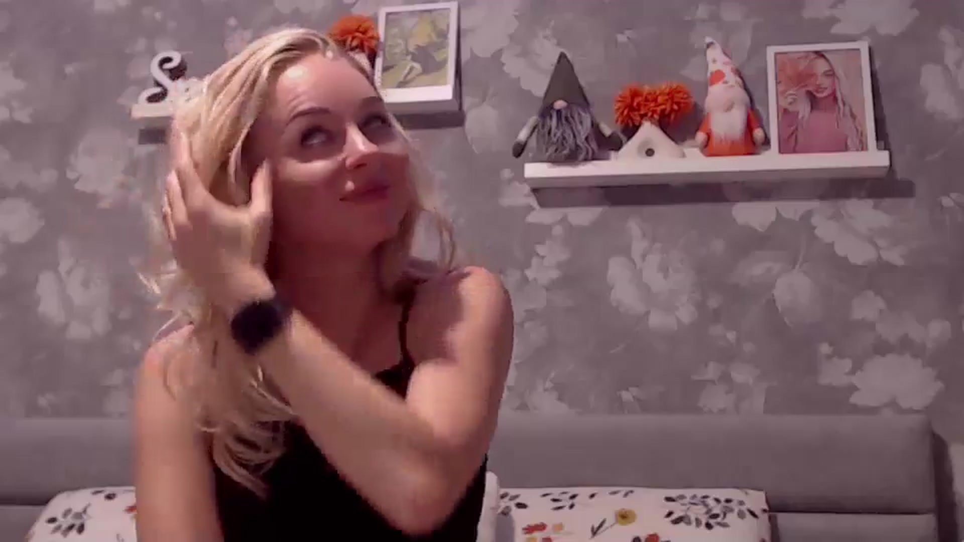 Gallery image thumbnail from Aelarie's myfreecams stream on, 10/24/2025, 13:48 image 2 of 20