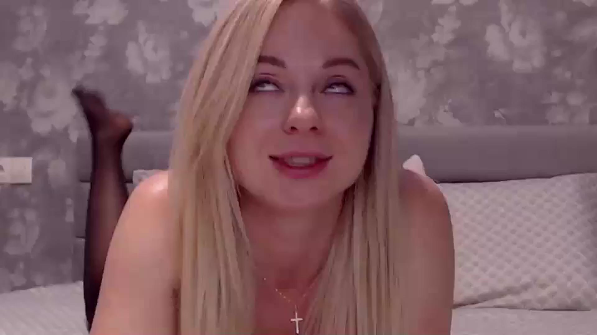 Gallery image thumbnail from Aelarie's myfreecams stream on, 11/01/2025, 12:48 image 15 of 20