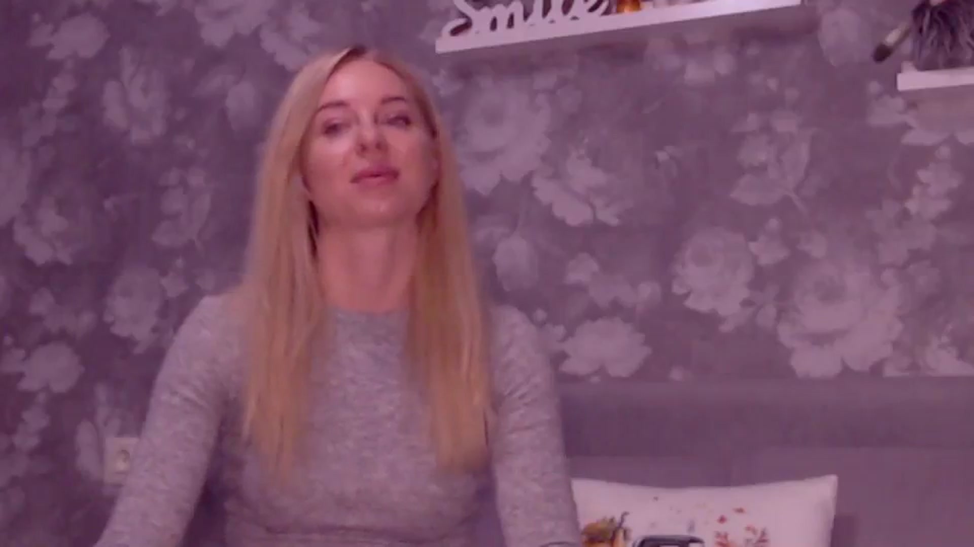 Gallery image thumbnail from Aelarie's myfreecams stream on, 11/29/2025, 12:59 image 4 of 20