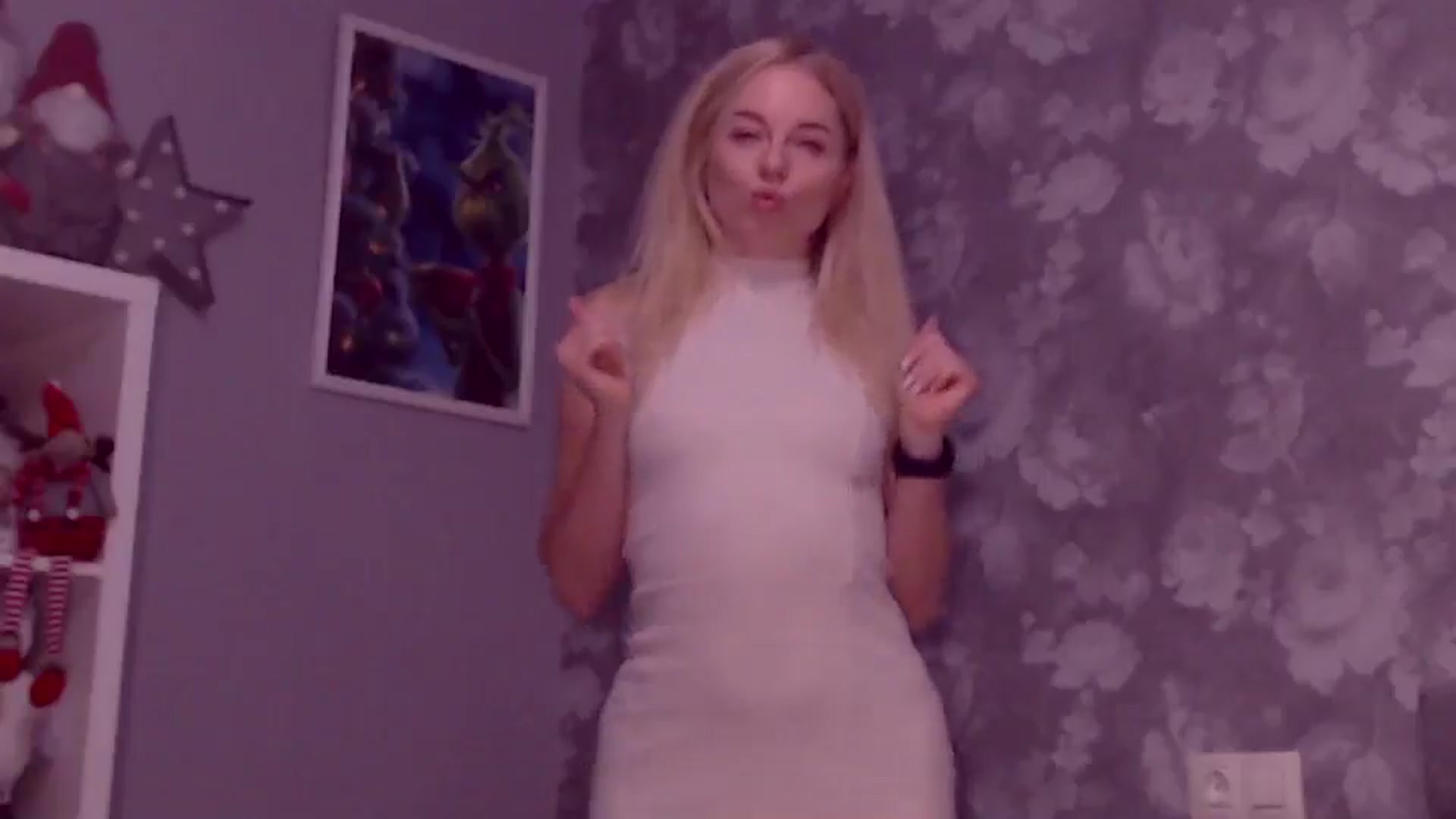 Gallery image thumbnail from Aelarie's myfreecams stream on, 12/01/2025, 15:28 image 10 of 20