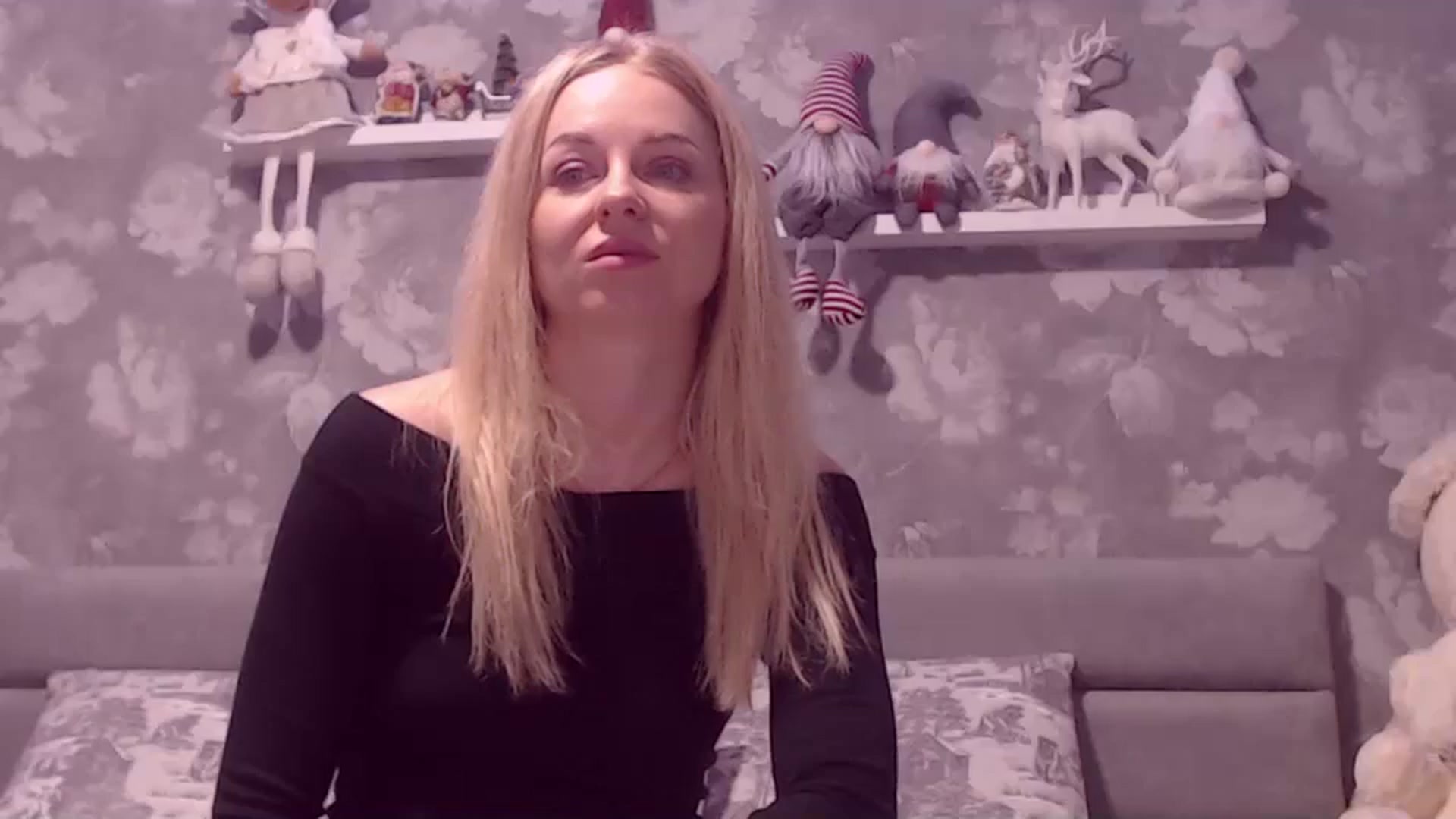 Gallery image thumbnail from Aelarie's myfreecams stream on, 12/04/2025, 13:51 image 5 of 20