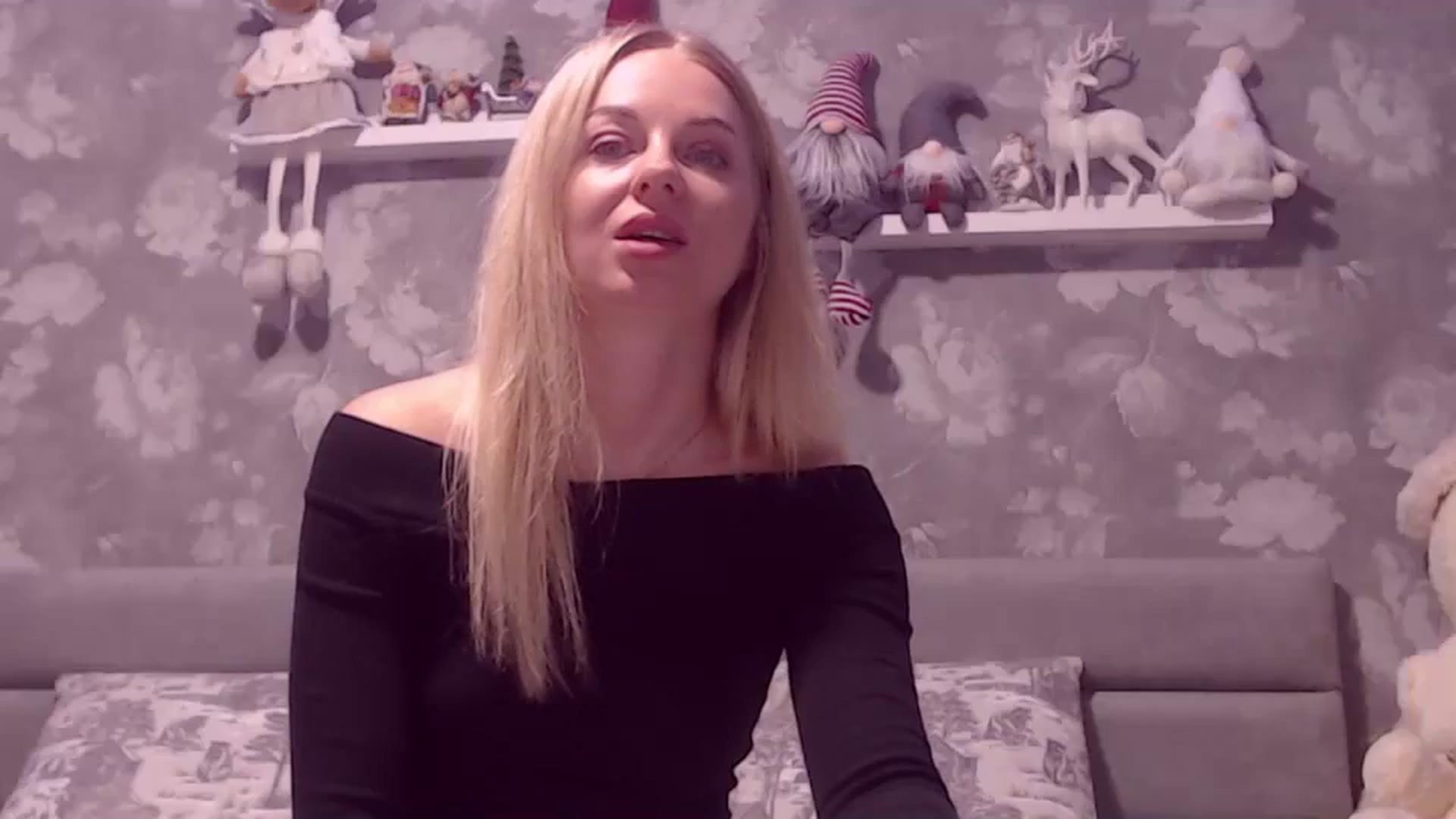 Gallery image thumbnail from Aelarie's myfreecams stream on, 12/04/2025, 13:51 image 10 of 20