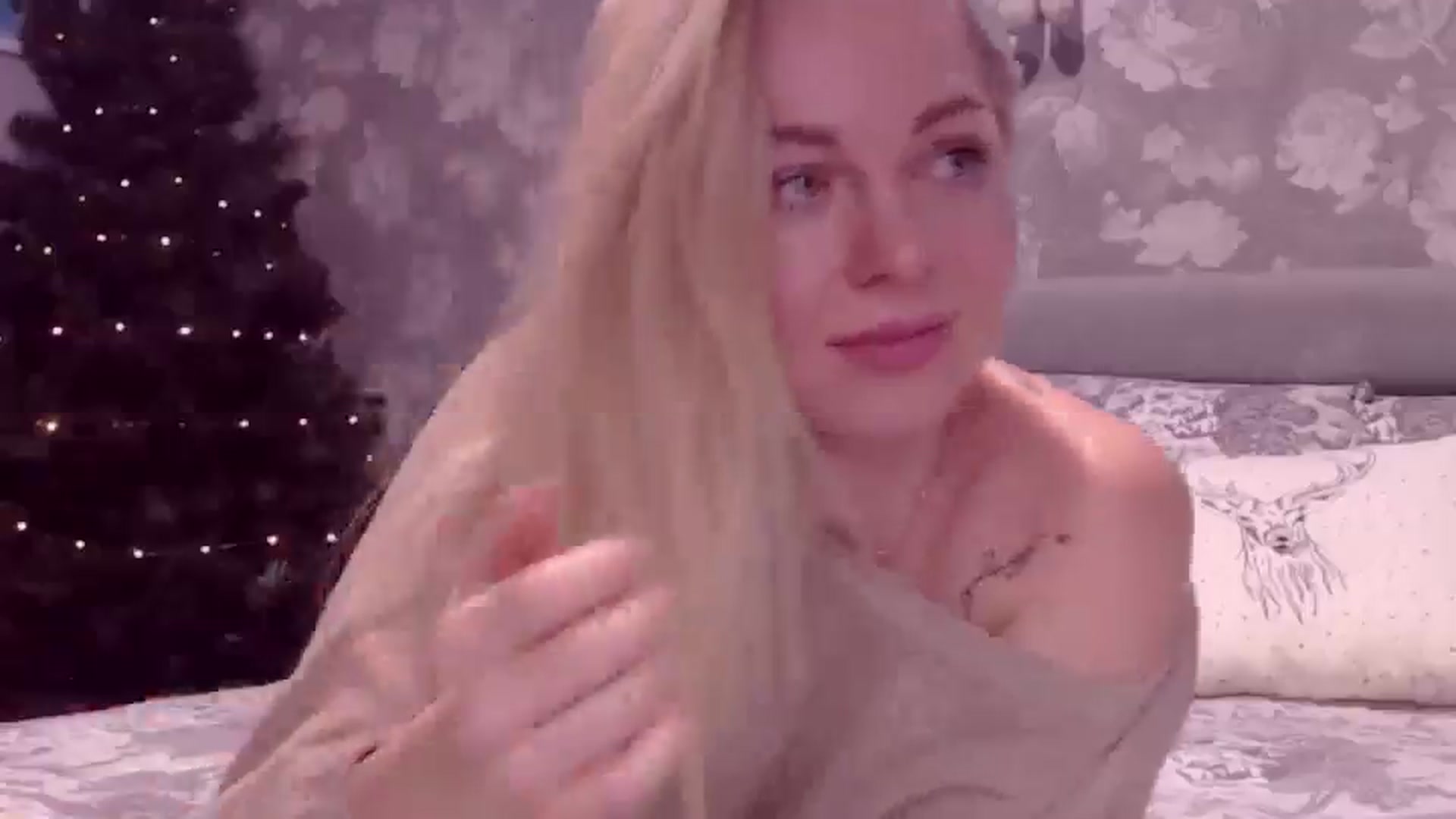 Gallery image thumbnail from Aelarie's myfreecams stream on, 12/07/2025, 15:13 image 14 of 20