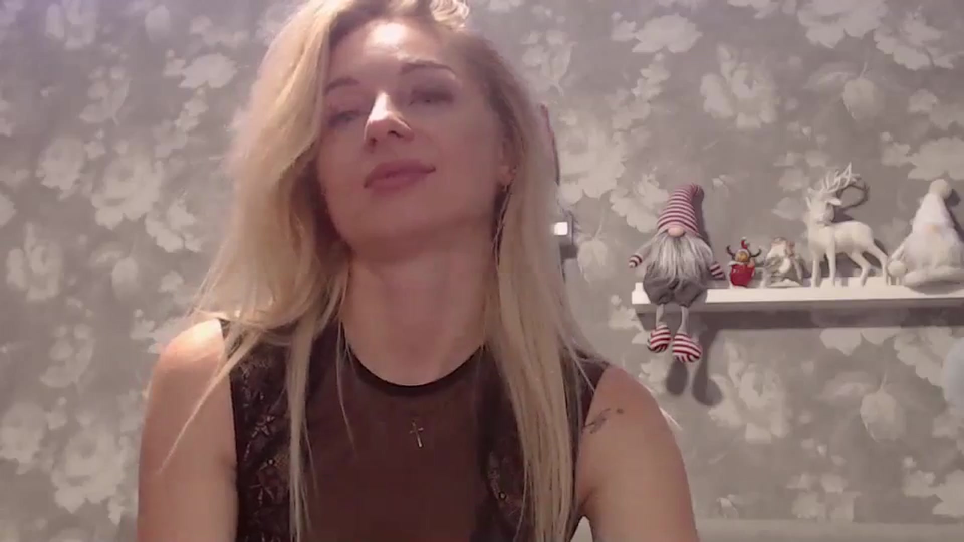 Gallery image thumbnail from Aelarie's myfreecams stream on, 12/14/2025, 13:18 image 15 of 20