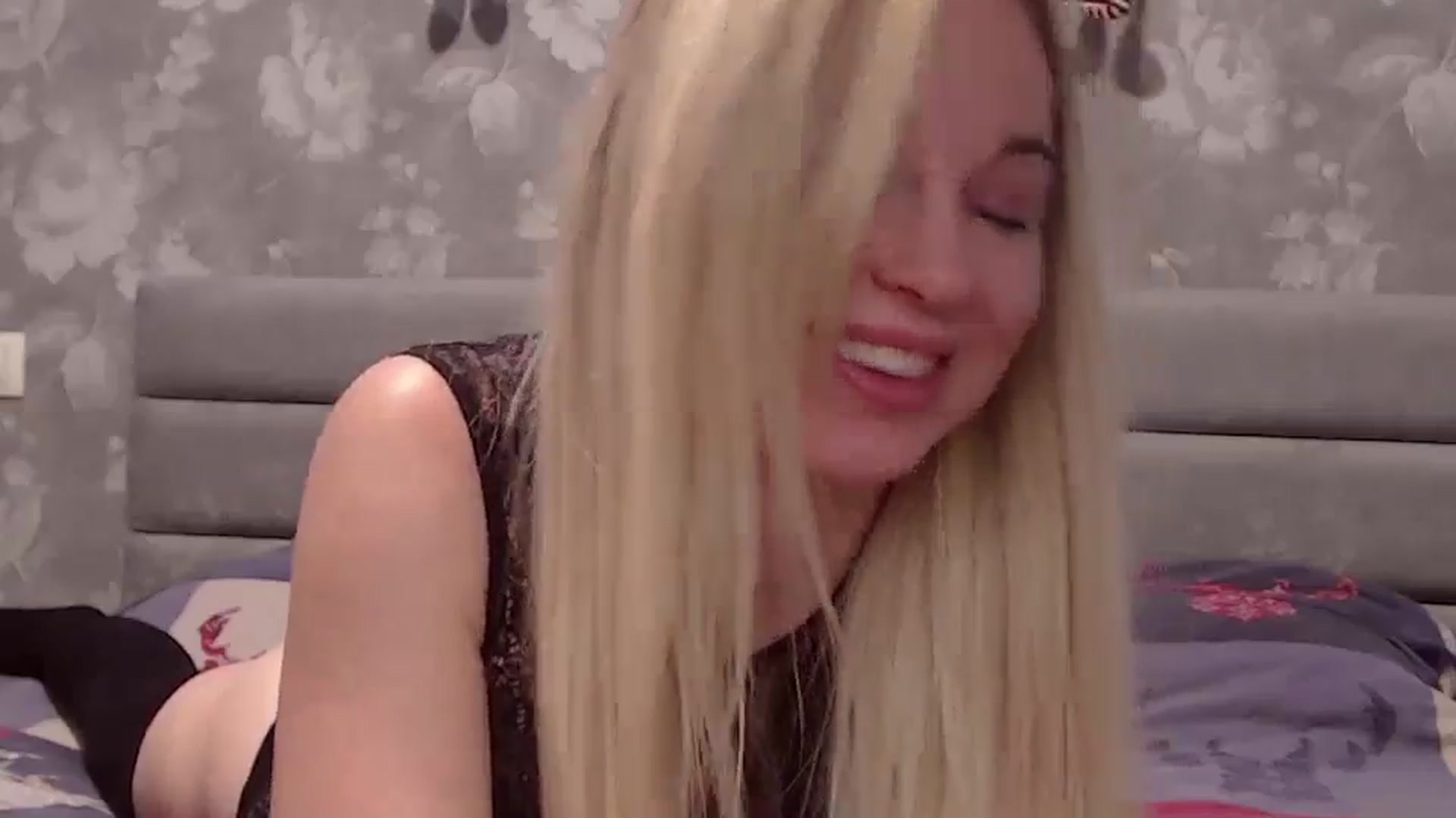 Gallery image thumbnail from Aelarie's myfreecams stream on, 12/14/2025, 13:18 image 8 of 20