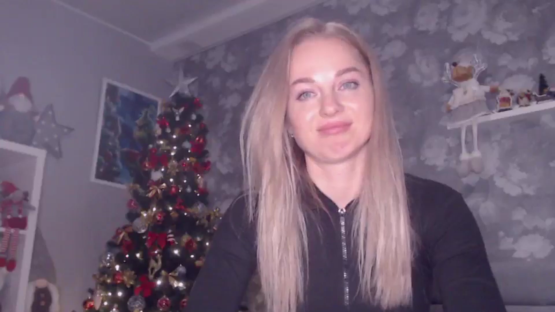 Gallery image thumbnail from Aelarie's myfreecams stream on, 12/26/2025, 15:50 image 19 of 20