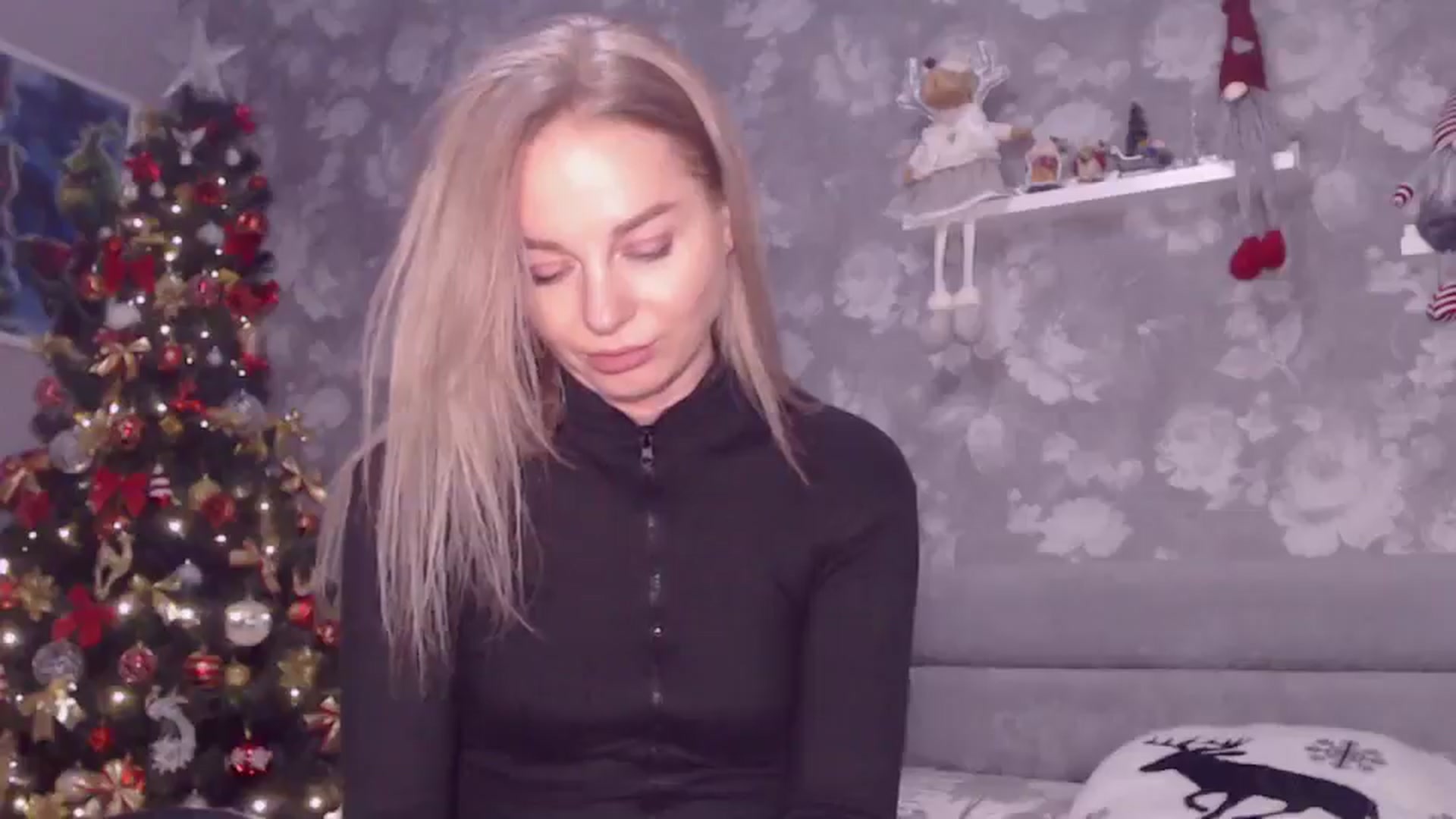 Gallery image thumbnail from Aelarie's myfreecams stream on, 12/26/2025, 15:50 image 5 of 20