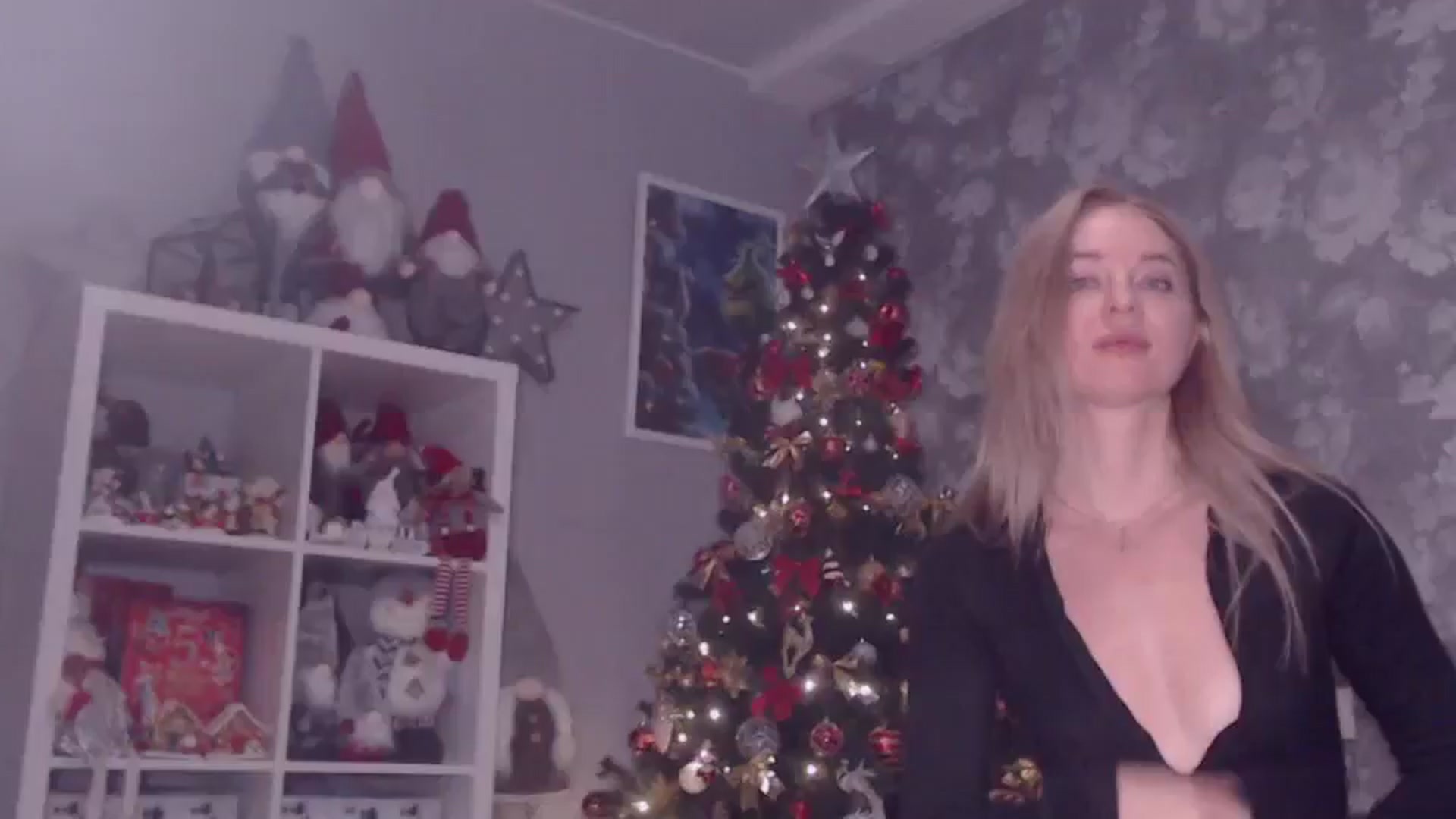 Gallery image thumbnail from Aelarie's myfreecams stream on, 12/26/2025, 15:50 image 16 of 20