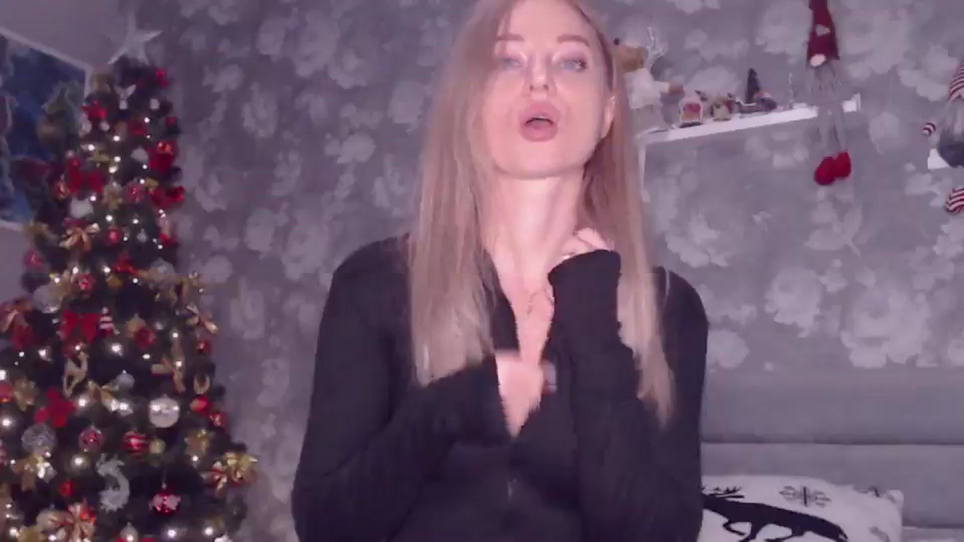Gallery image thumbnail from Aelarie's myfreecams stream on, 12/26/2025, 15:50 image 12 of 20