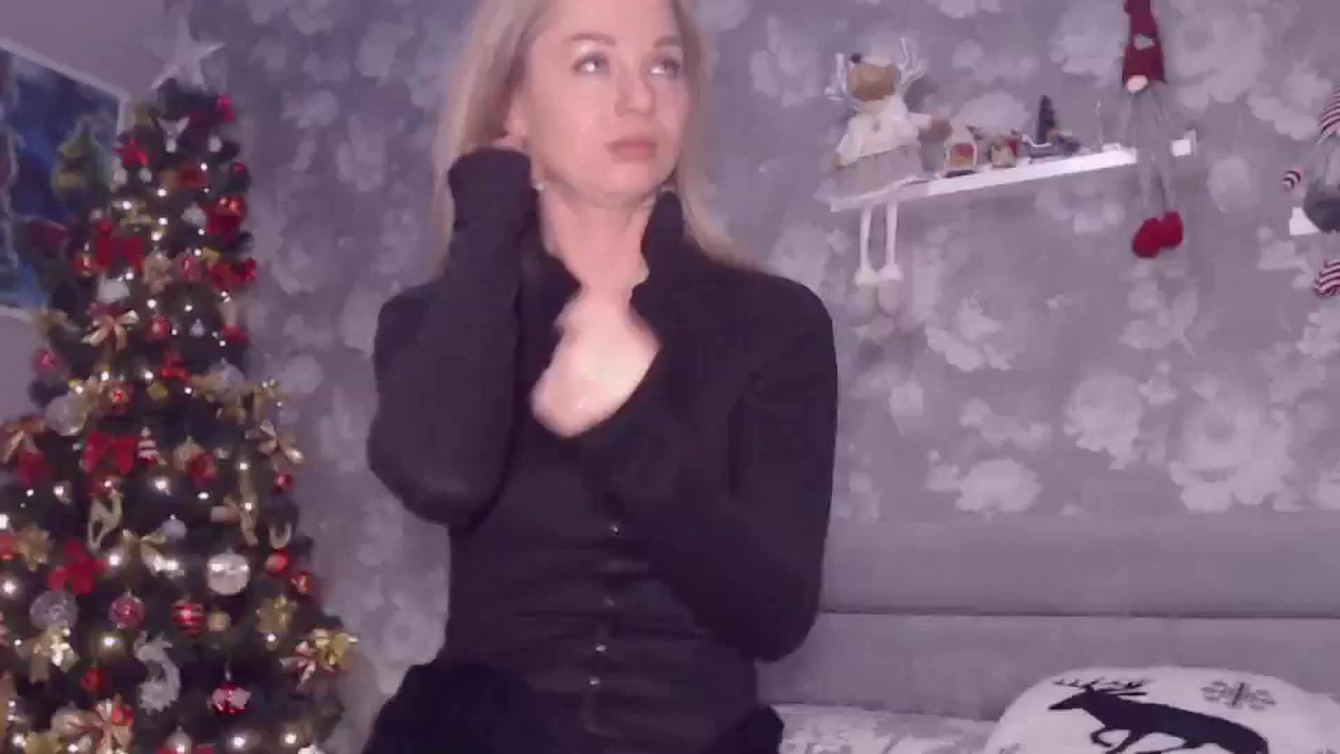 Gallery image thumbnail from Aelarie's myfreecams stream on, 12/26/2025, 15:50 image 7 of 20