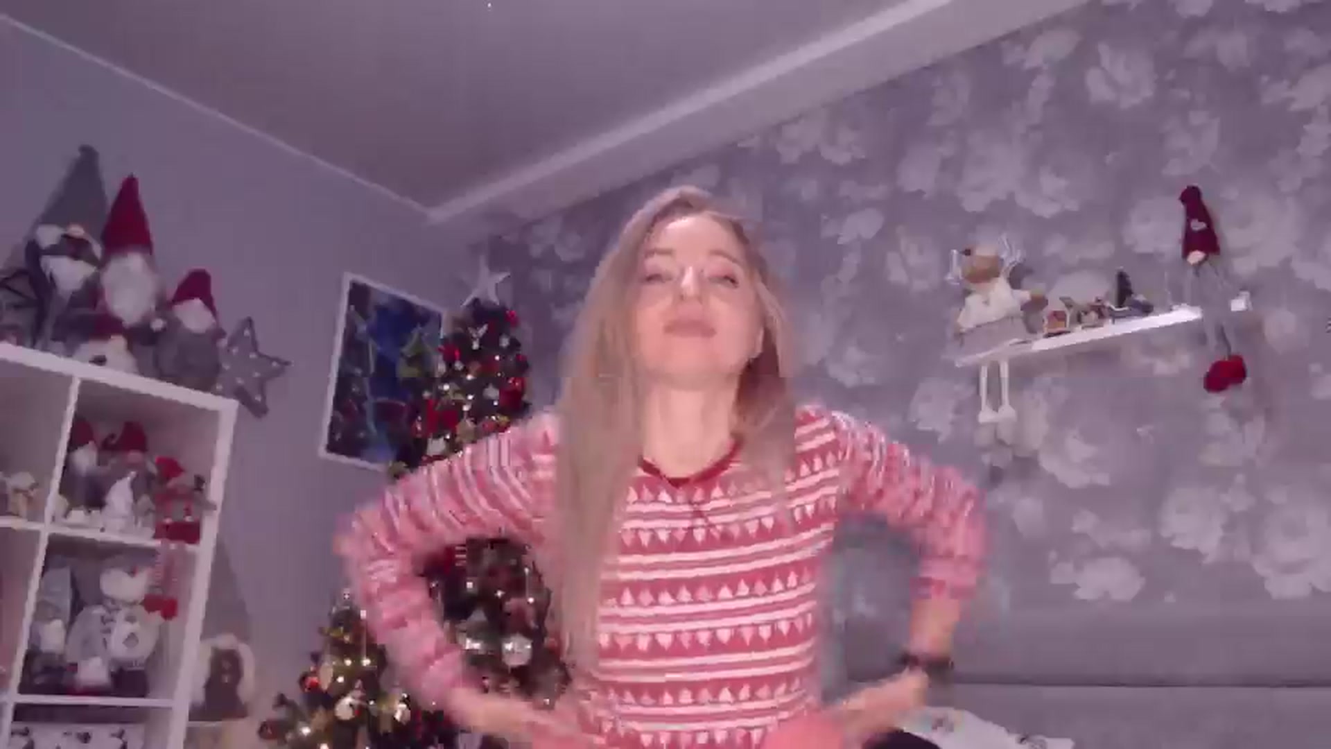 Gallery image thumbnail from Aelarie's myfreecams stream on, 12/27/2025, 12:59 image 5 of 20