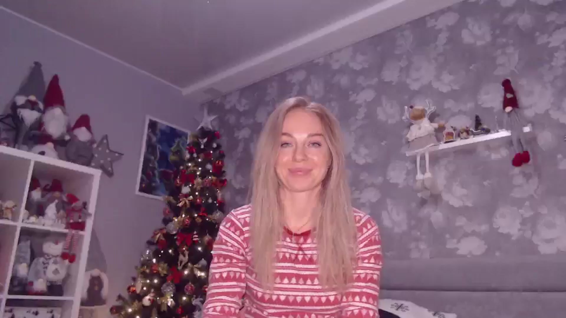 Gallery image thumbnail from Aelarie's myfreecams stream on, 12/27/2025, 12:59 image 10 of 20